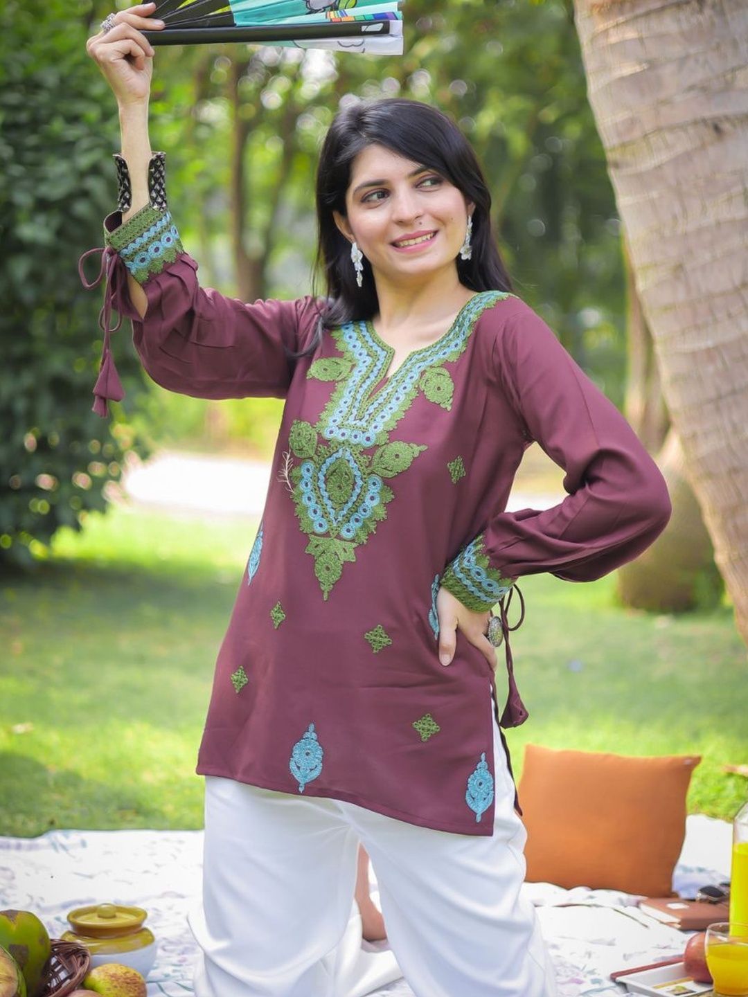 Youthnic Ethnic Motifs Embroidered V-Neck Thread Work Thread Work Kurti-picture-11