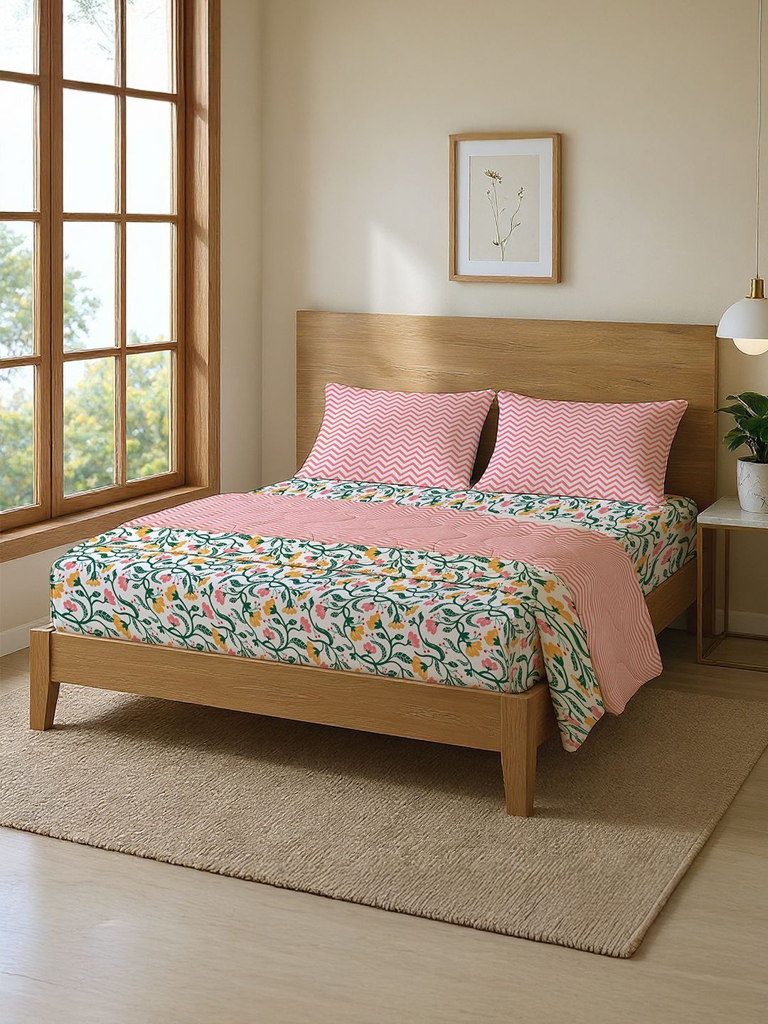 URBAN SPACE Peach-Coloured & White Floral Other 4 Piece Double Queen Superfine Bedding Set