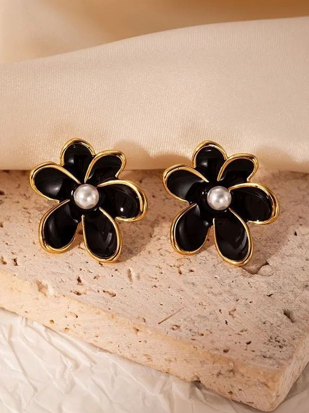 Lady Raiment Studs Earrings-picture-38