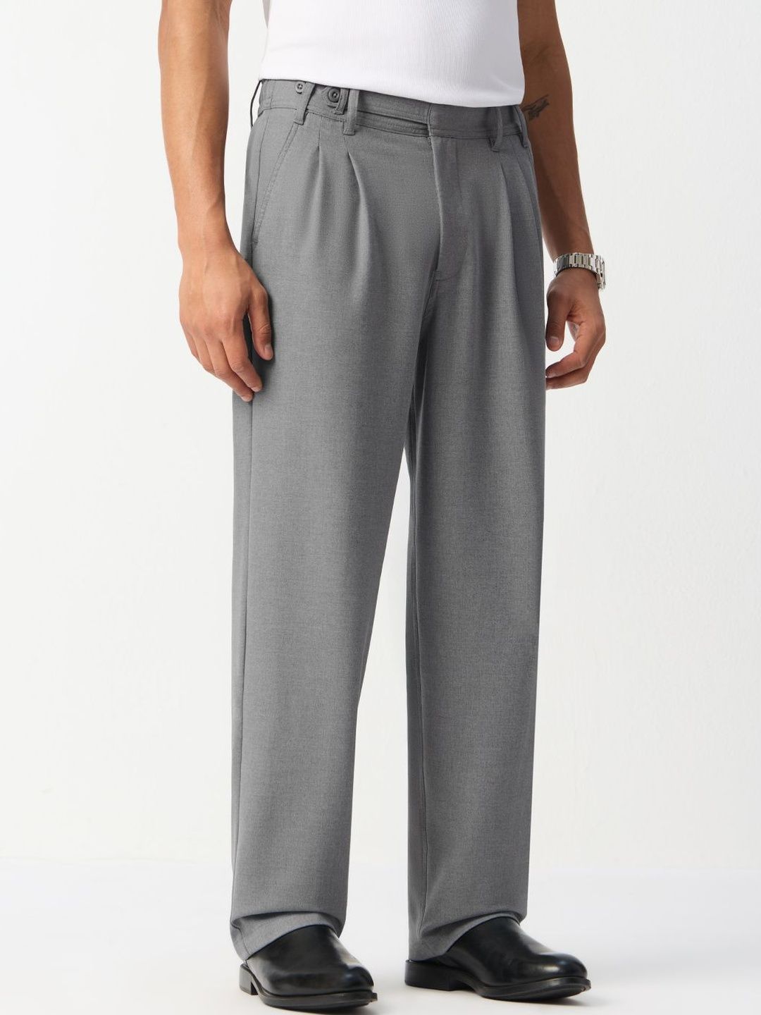 The Souled Store Men Tapered Fit Pleated Trousers-picture-23