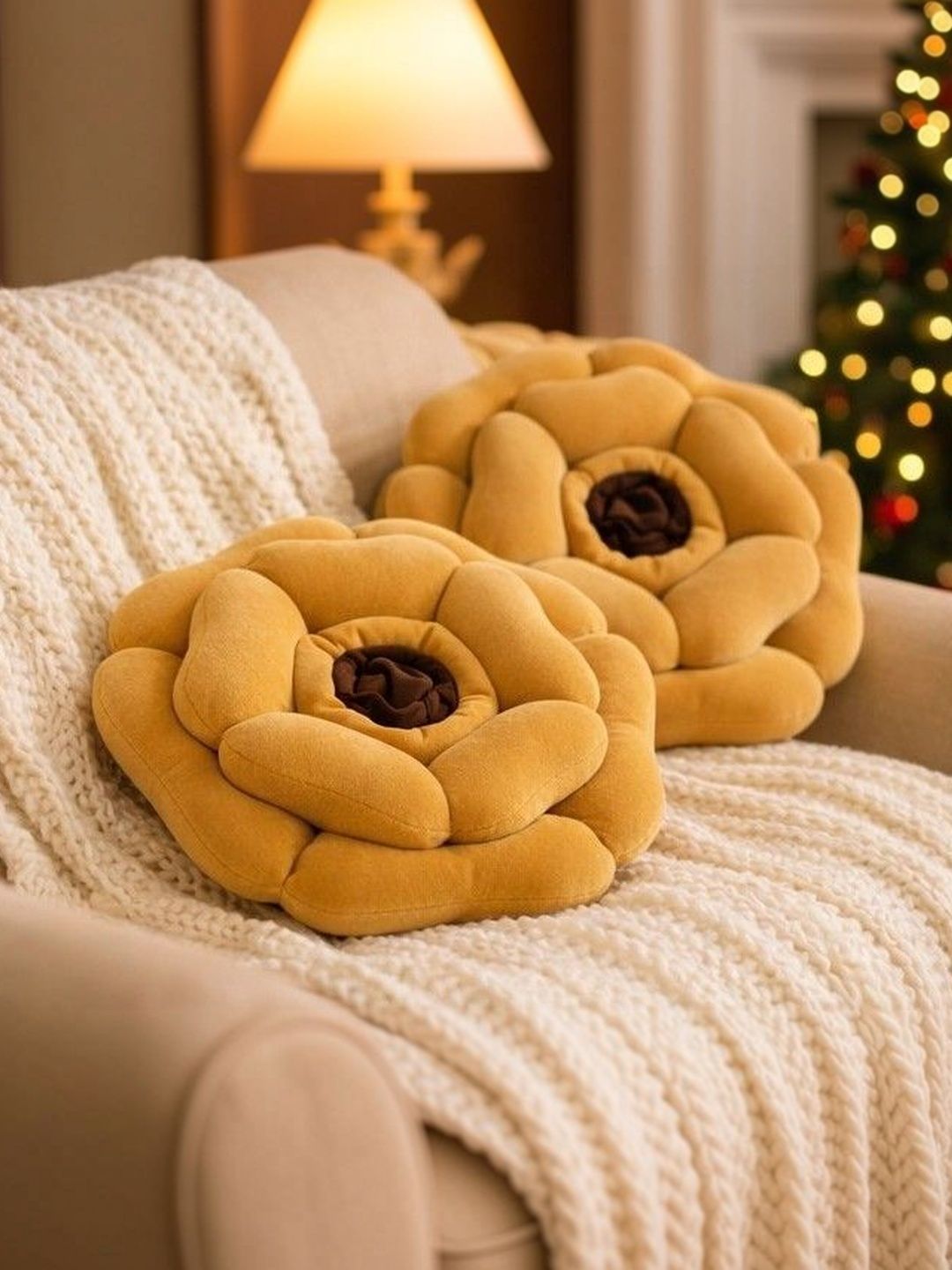 Aura 2Pcs Yellow & Brown Flower-Shaped Pre-Filled Cushions-image-44