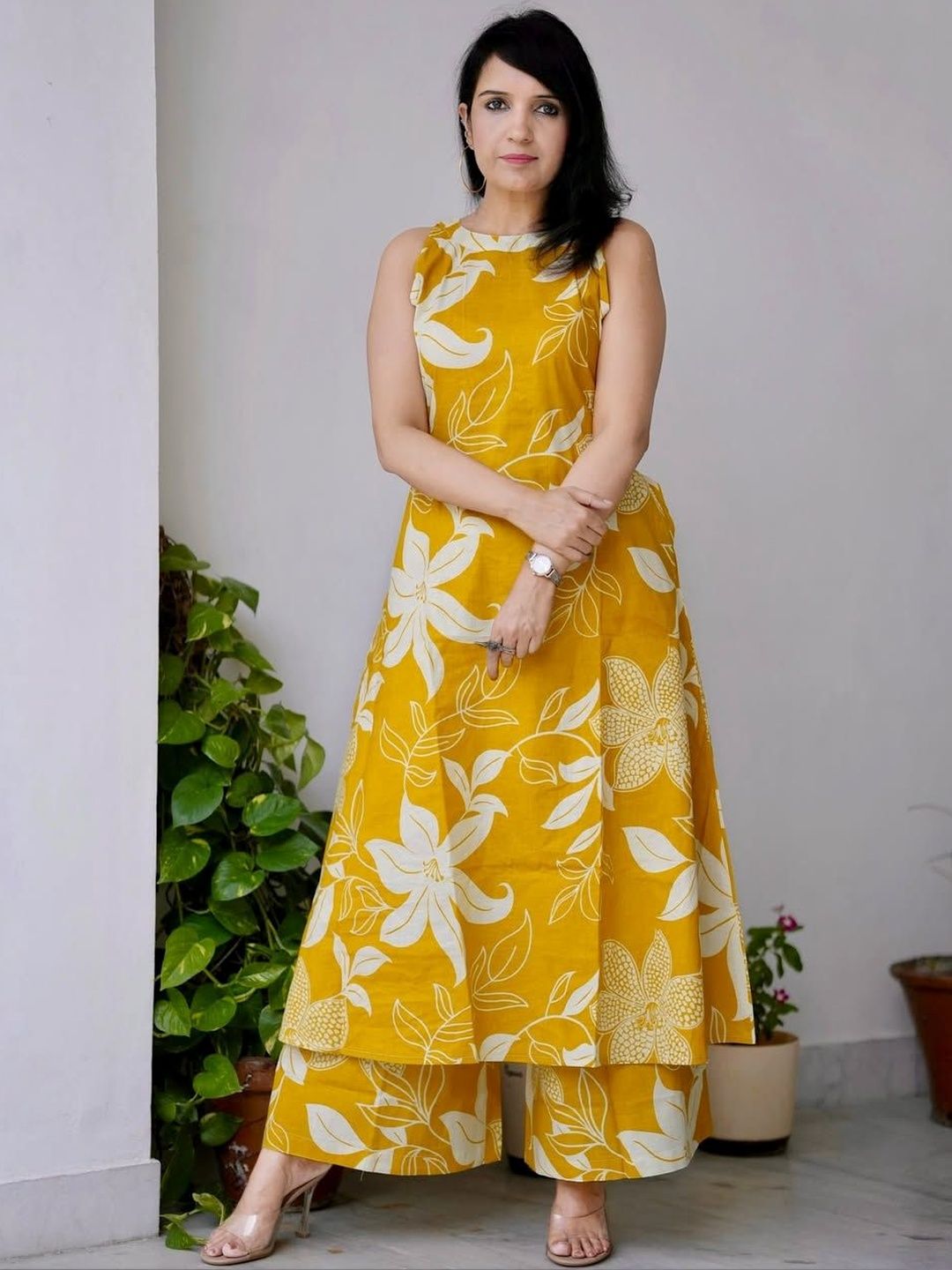 Keitra Women Floral Printed Regular Pure Cotton Kurta with Trousers-picture-10