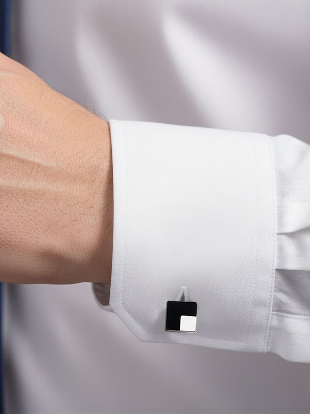 Peora Cufflink-picture-2