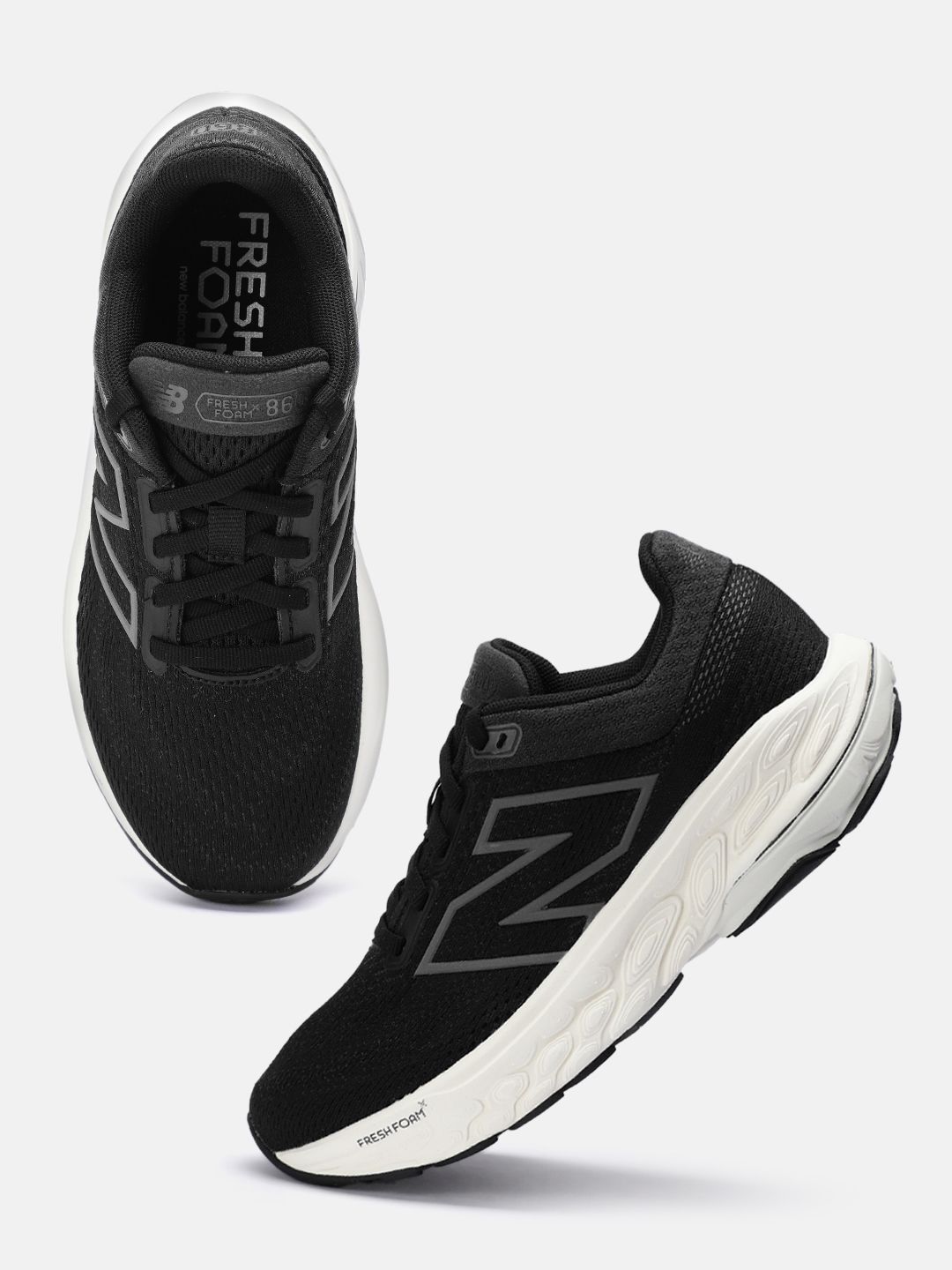 New Balance Women 860 Running Shoes