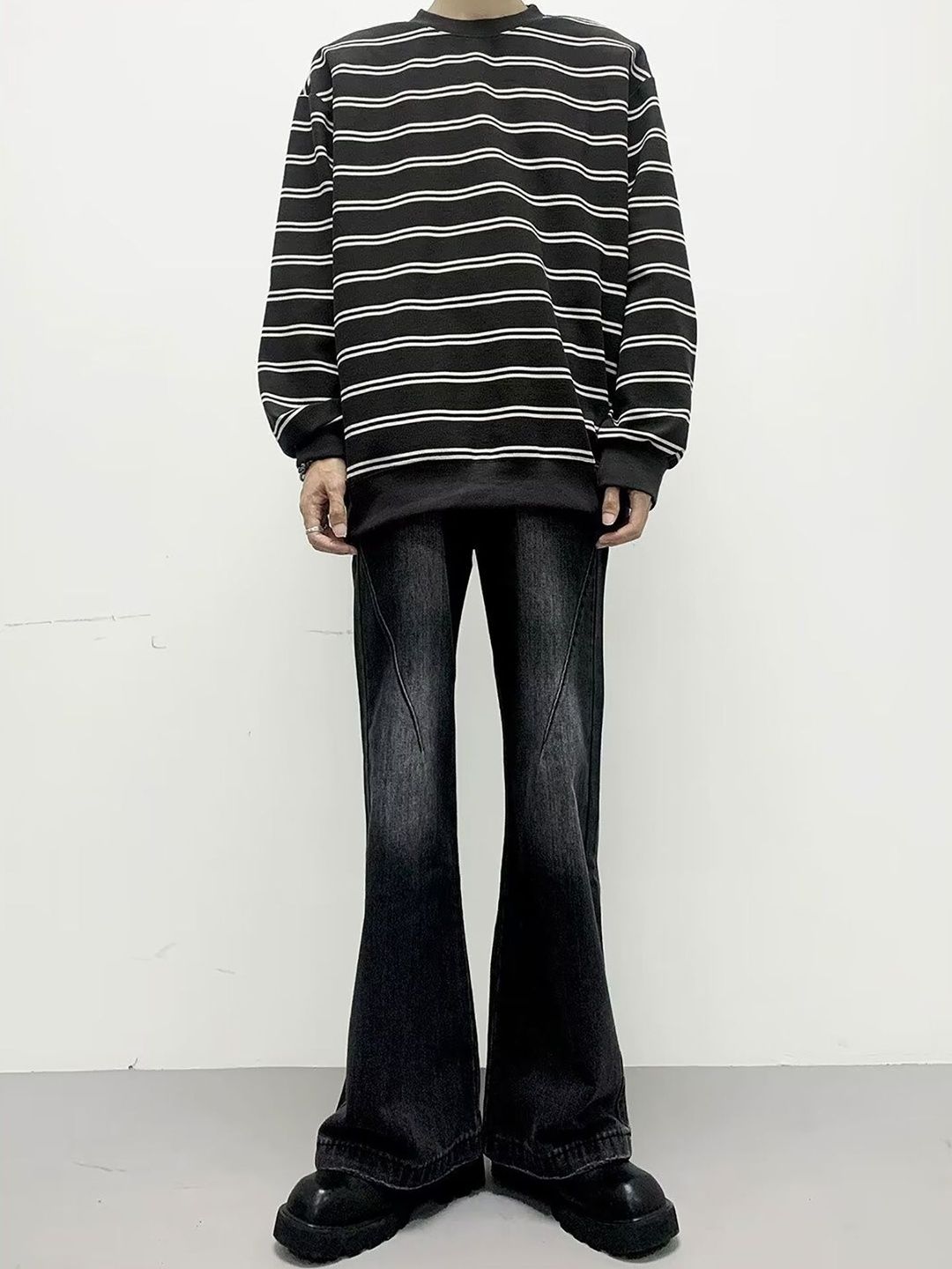 ANDREW HILL Men Wide Leg Mid-Rise Light Fade Jeans