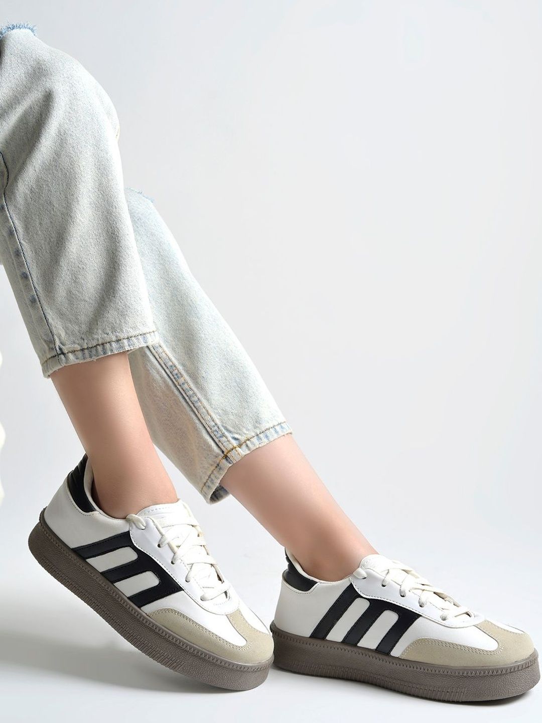 Shoetopia Women Colourblocked Sneakers-image-12