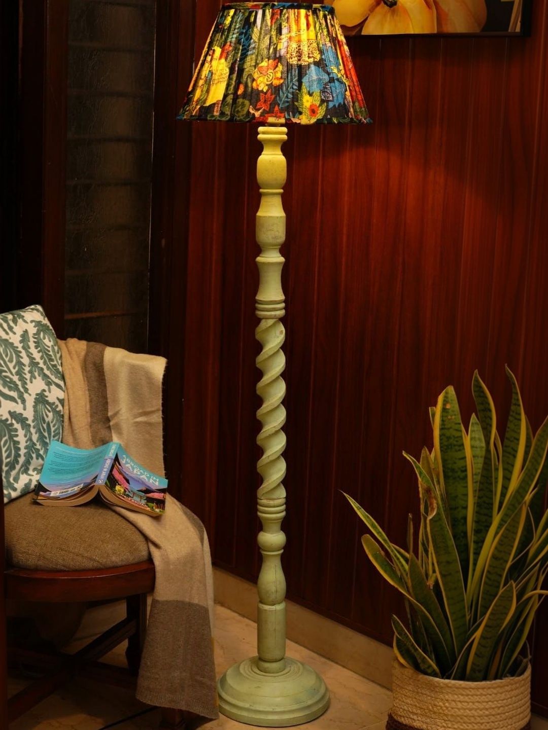 green girgit Olive & Black Printed Wooden Frustum Floor Lamps