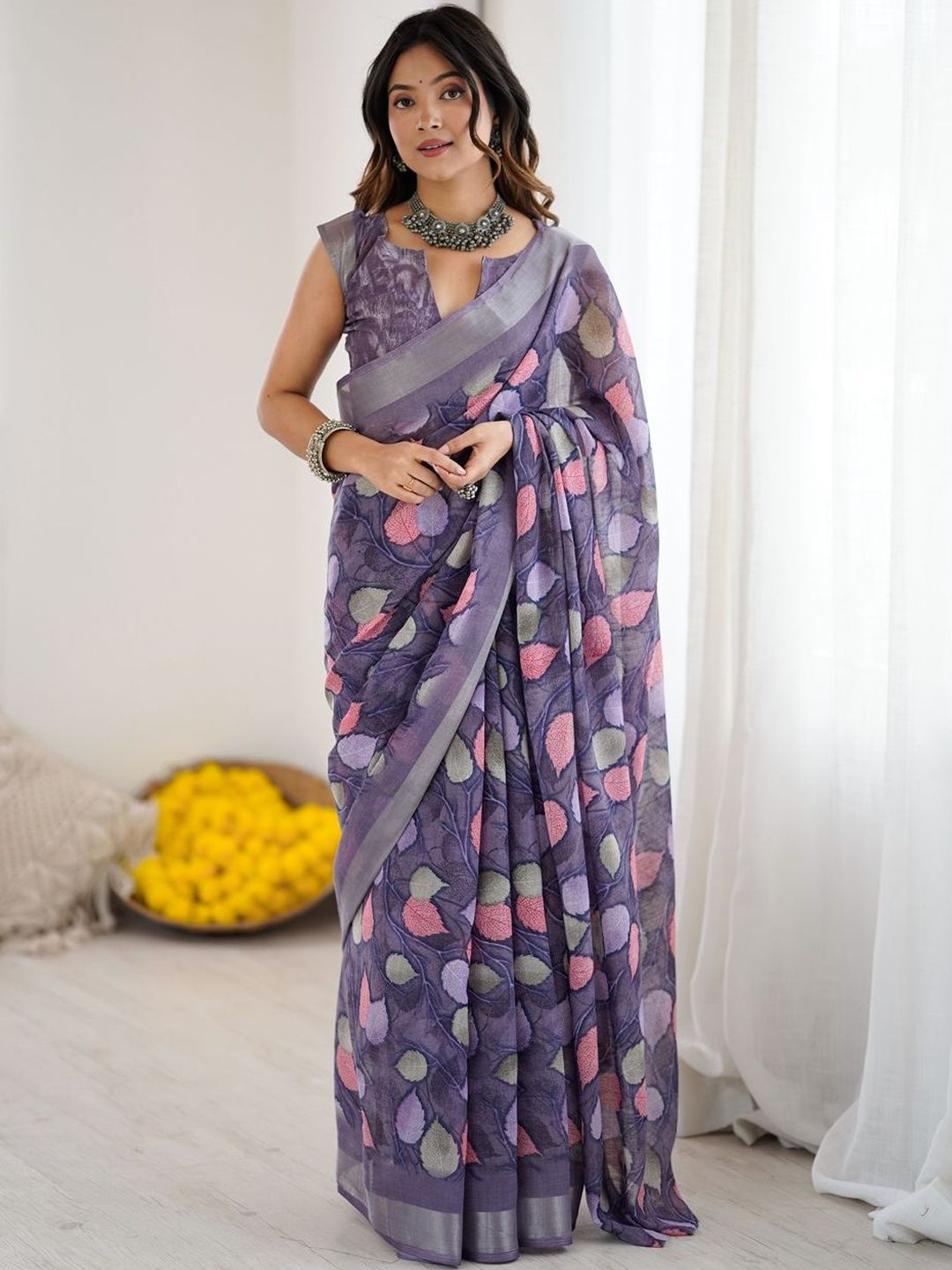 SILKWEAR Floral Linen Blend Handloom Saree-picture-28