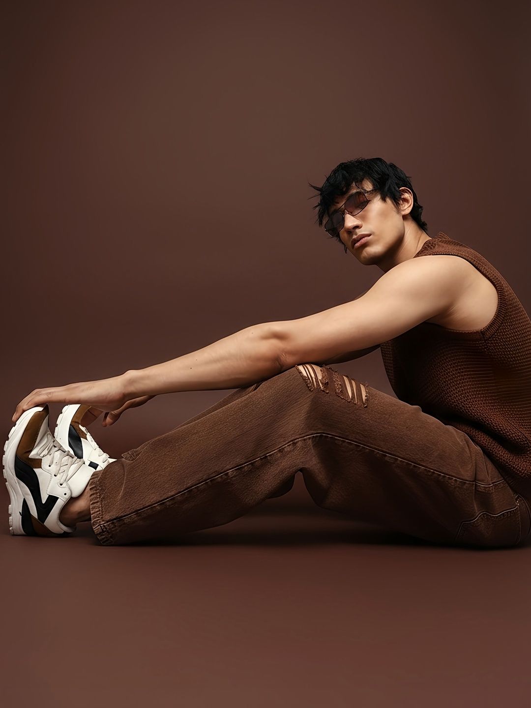 Hubberholme Men Comfort Relaxed Fit High-Rise Highly Distressed Light Fade Jeans-picture-25