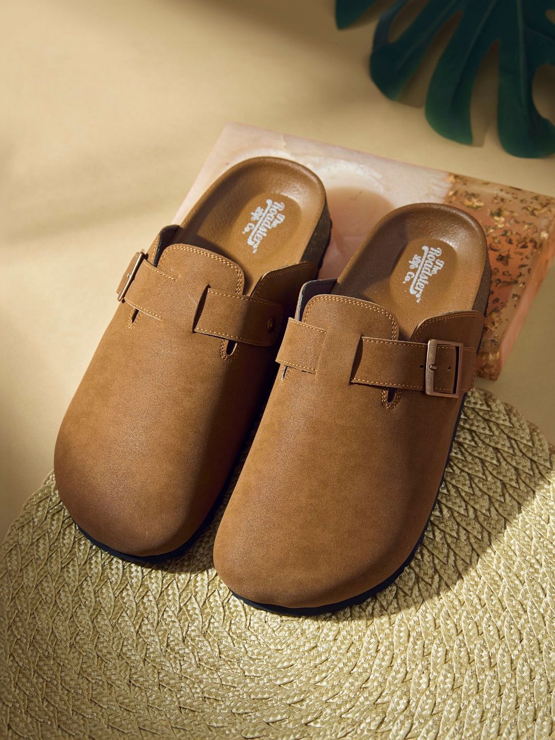 The Roadster Lifestyle Co Men Soft Footbed Buckle Comfort Sandals-image-5