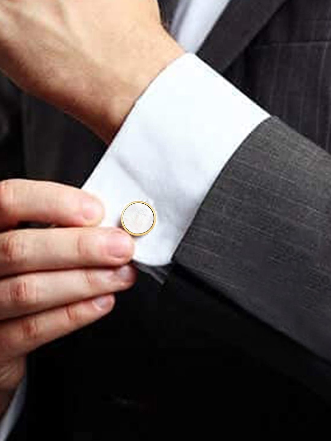 Peora Cufflink-picture-28