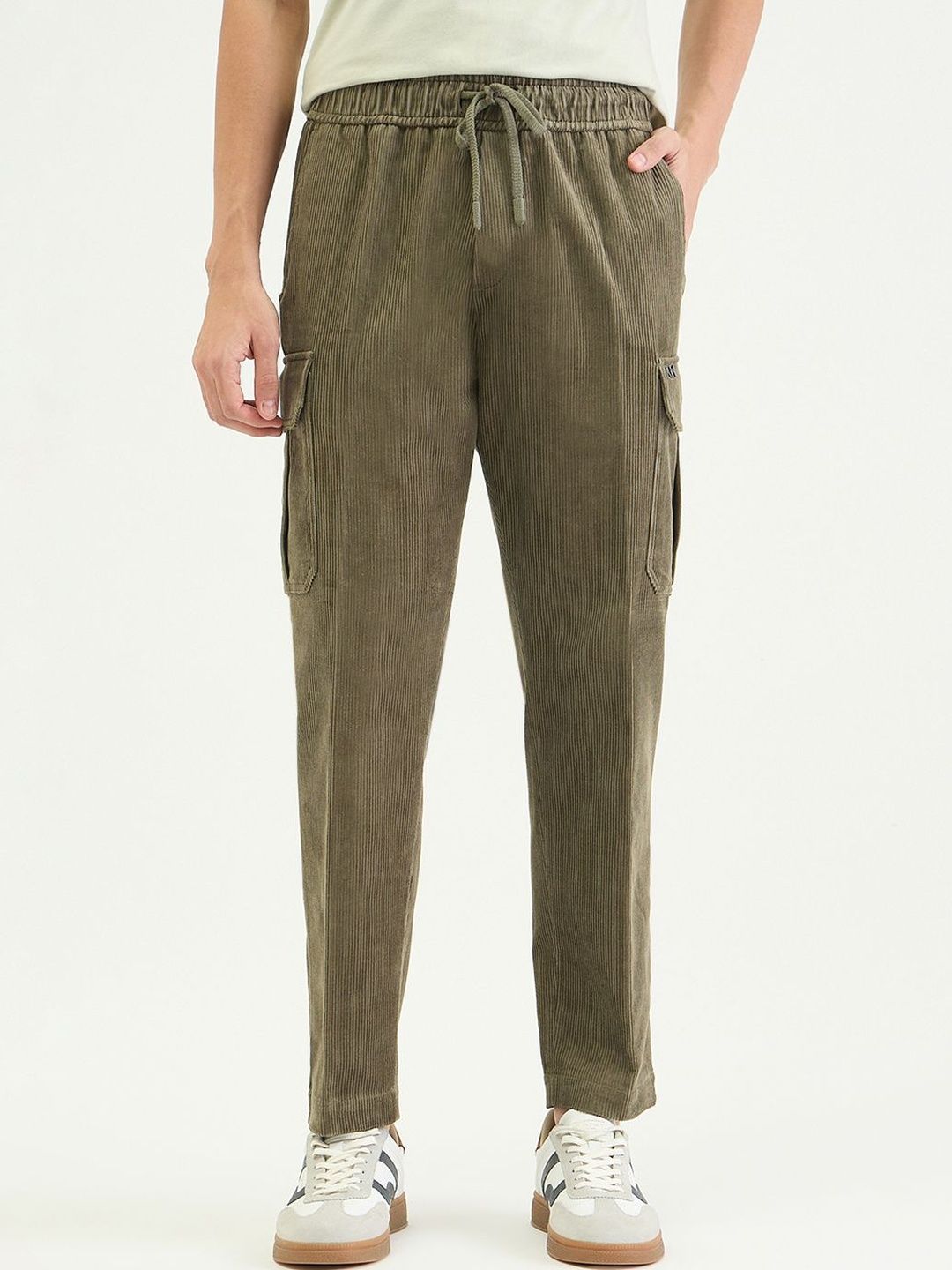 Antony Morato Men Textured Straight Fit Trousers-picture-33