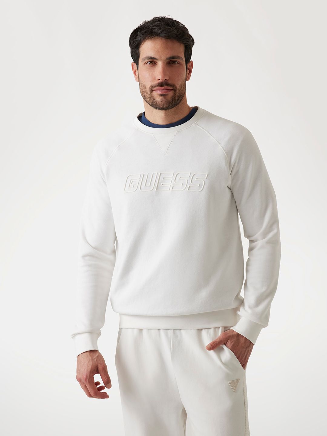 GUESS Brand Logo Printed Terry Sweatshirt-picture-16