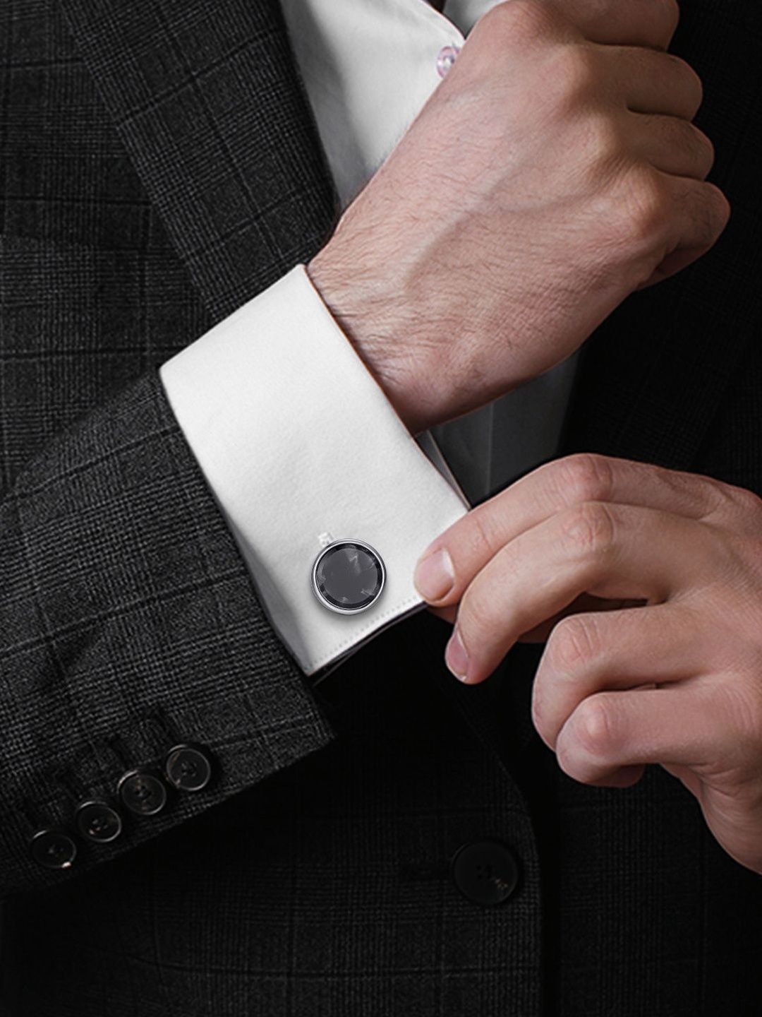 Peora Cufflink-picture-33