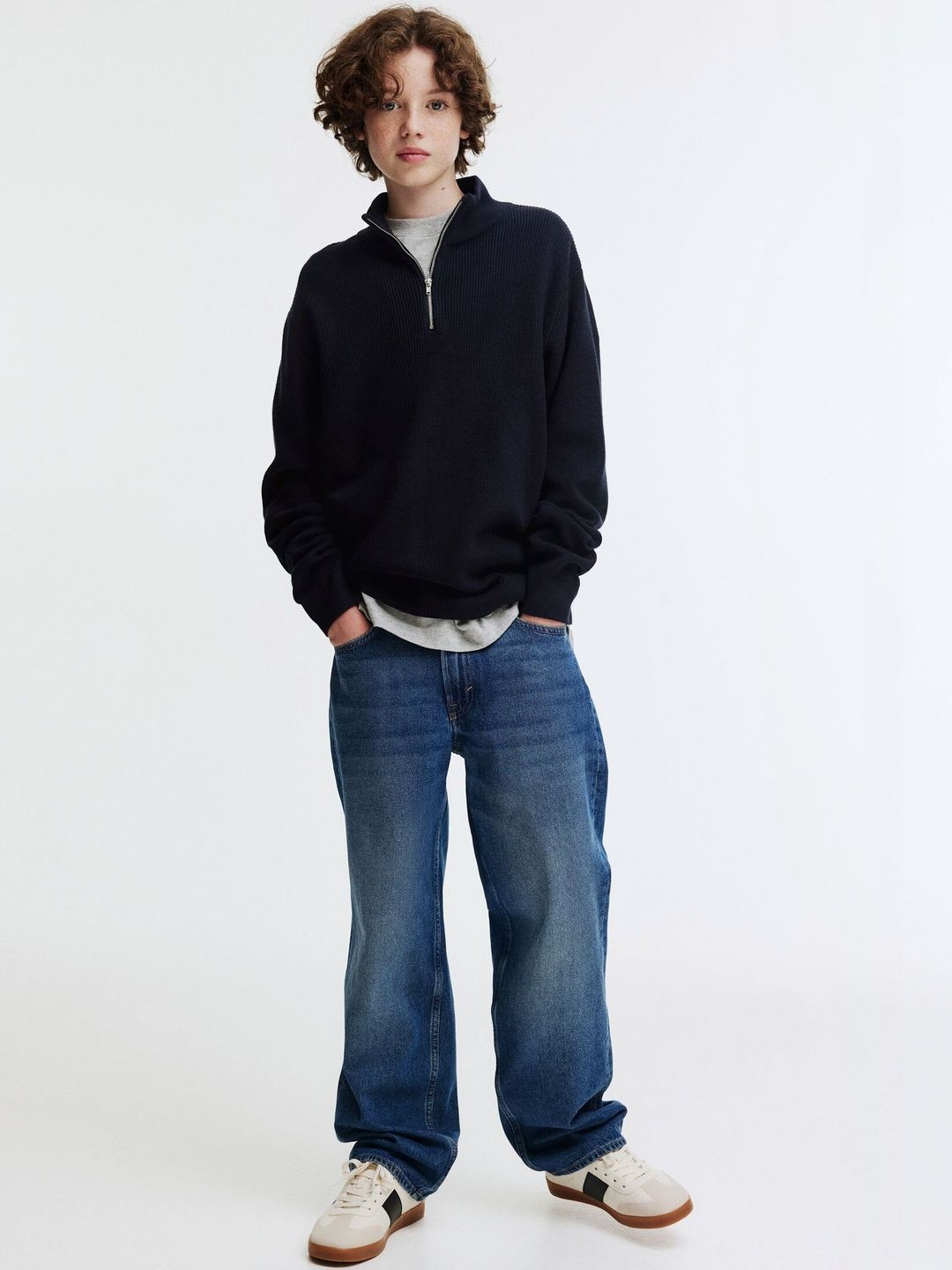 H&M Loose Fit Jeans-picture-27