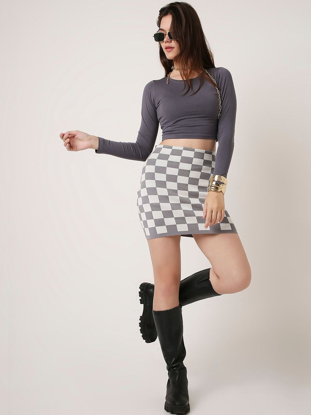 Grey crop regular top view 4