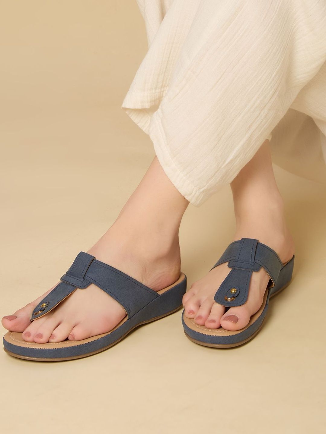 Inc 5 Women T-Strap Flats-picture-7