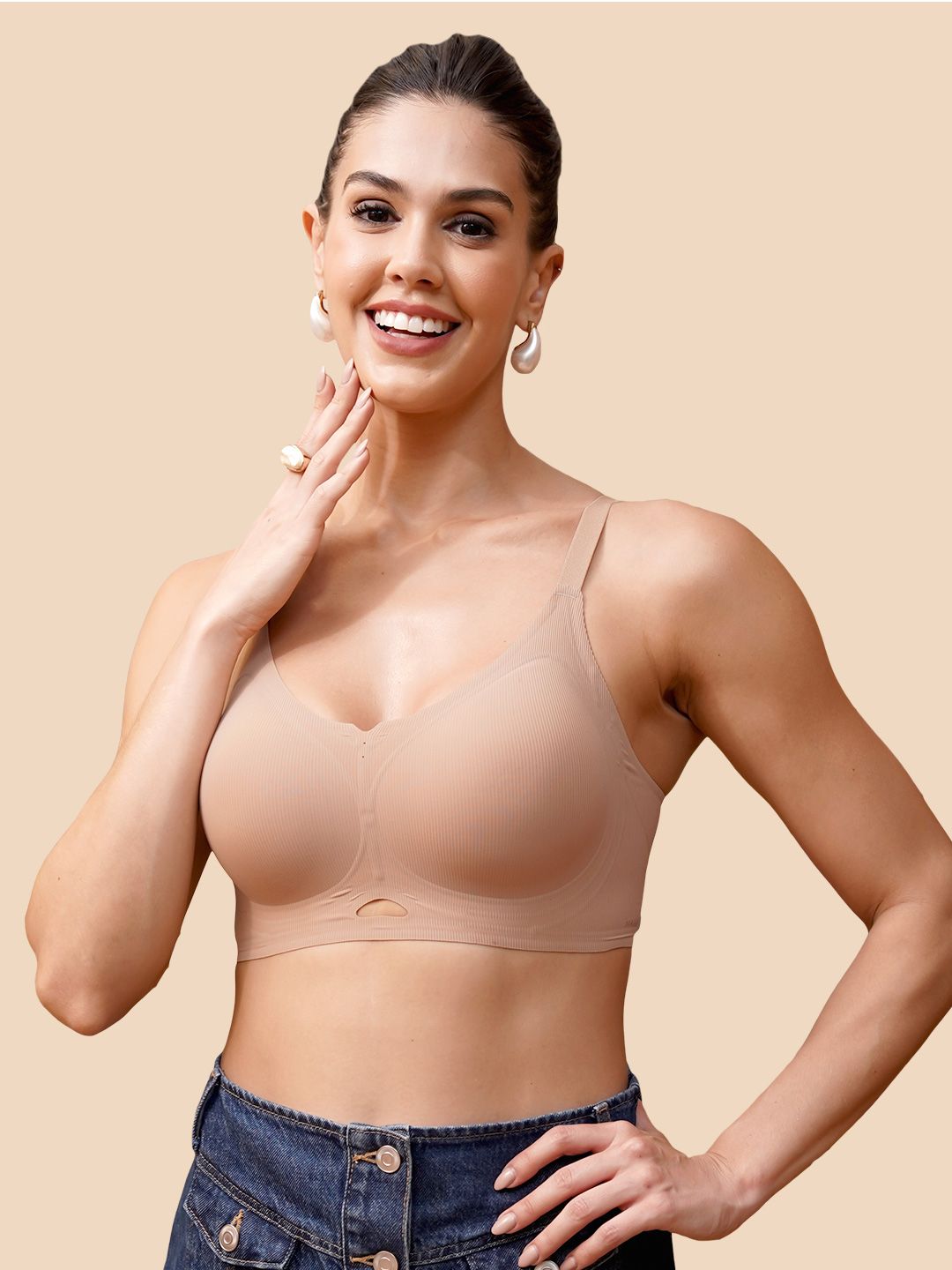 MAASHIE Seamless Padded Bonded T-Shirt Bra with Invisible Fit Elastic-Free Band-picture-14