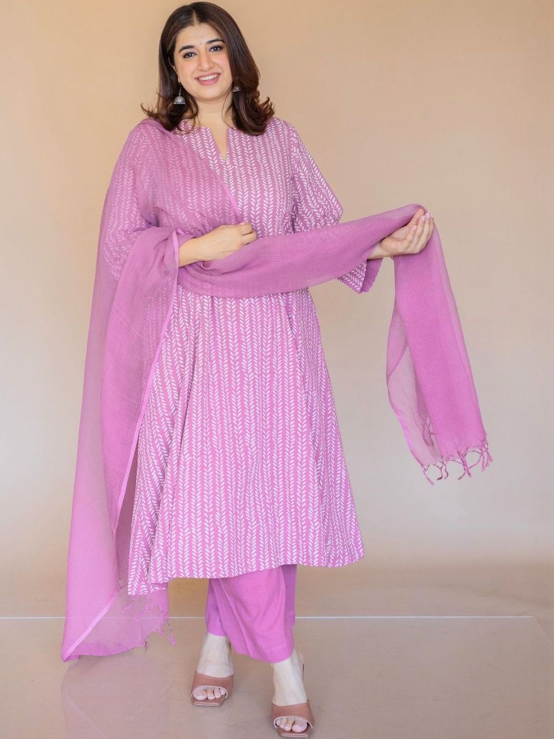 THE INDIAN ETHNIC CO Tie and Dye Dupatta-picture-29