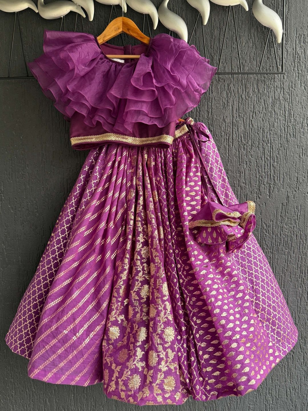 The Little Tales Girls Embellished Foil Print Ready to Wear Lehenga & Blouse With Dupatta-picture-50