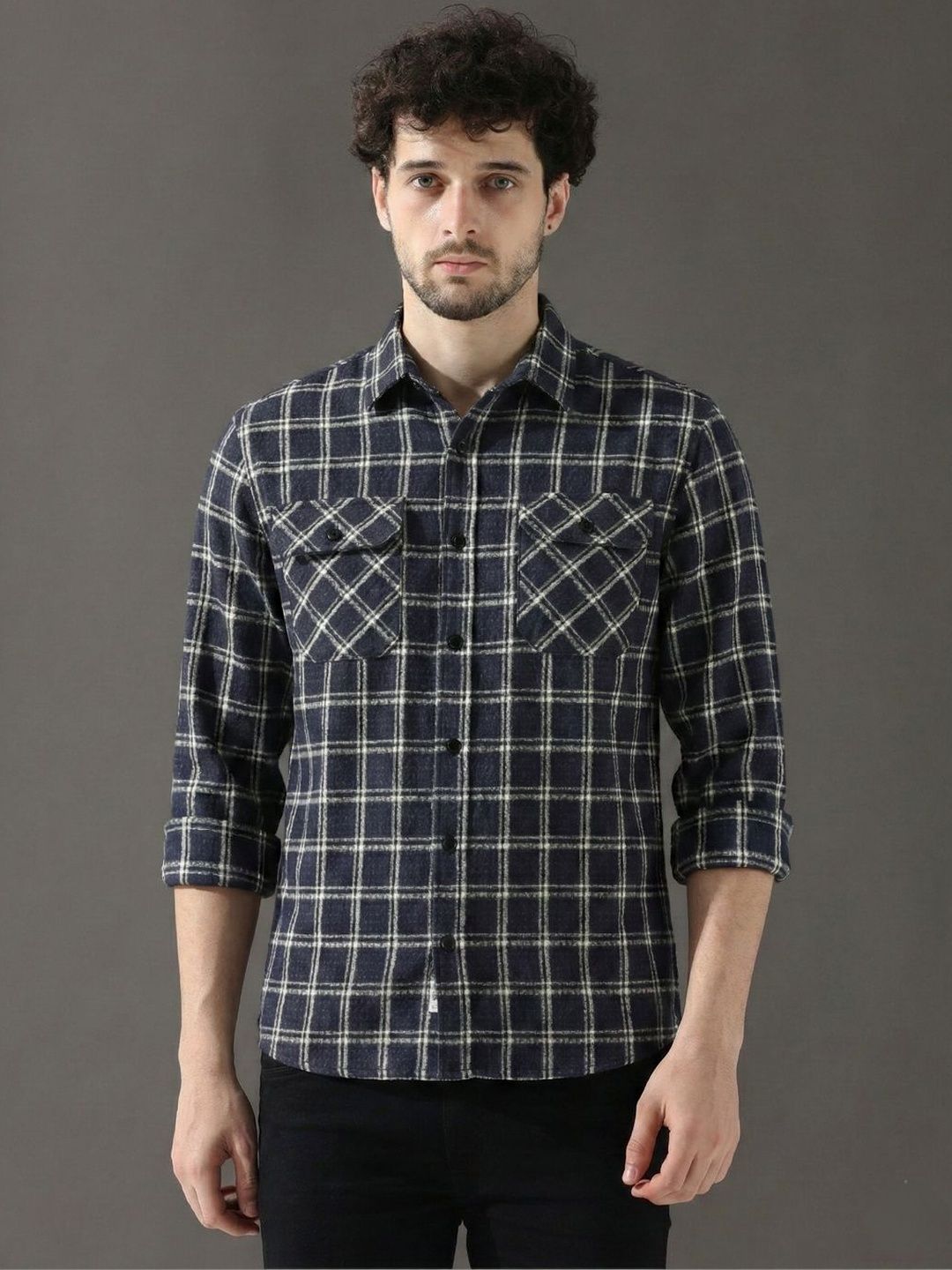 COMBRAIDED Men Checked Lightweight Woven Jacket-picture-24