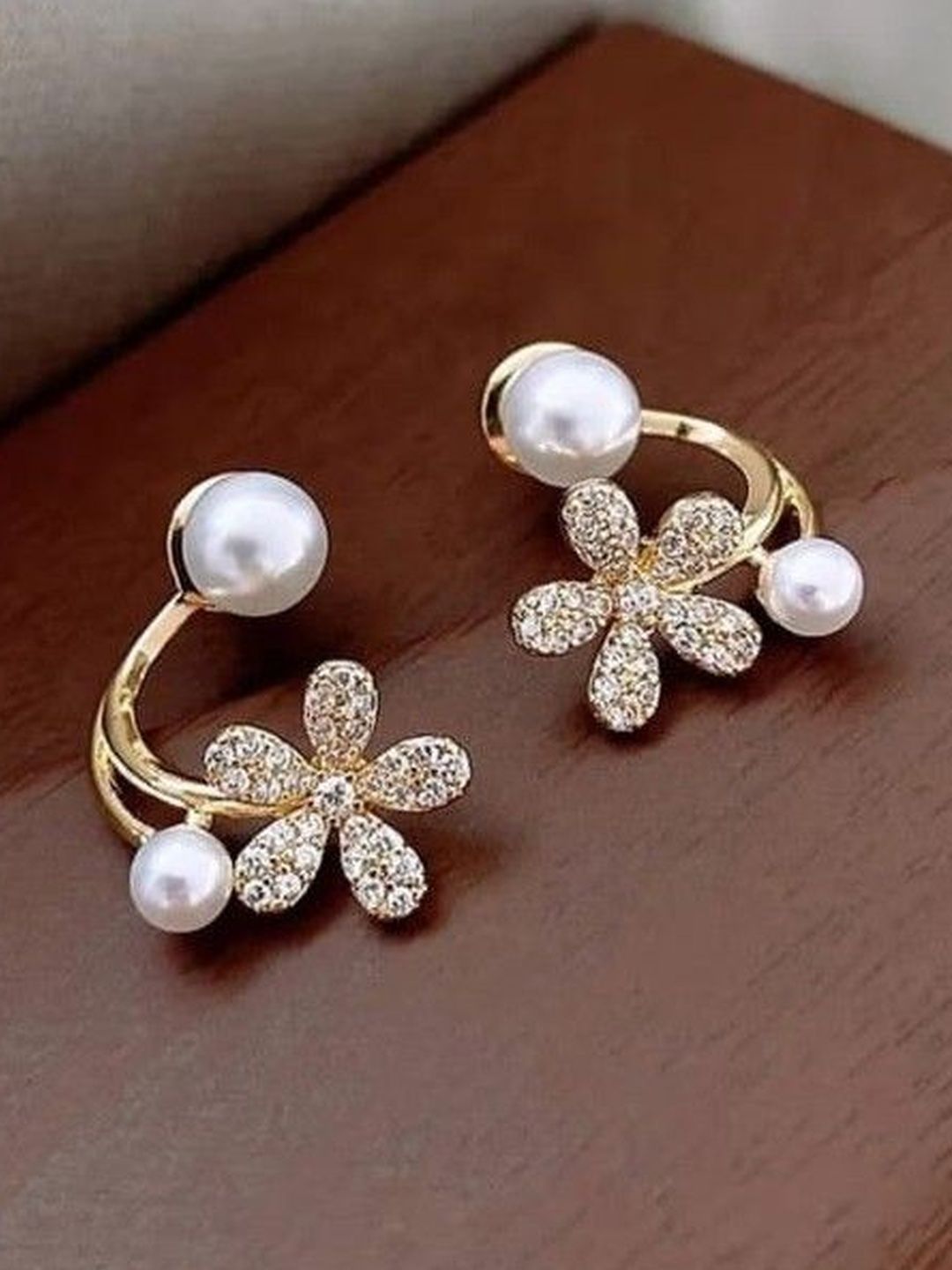 Nui Floral Studs Earrings-picture-28