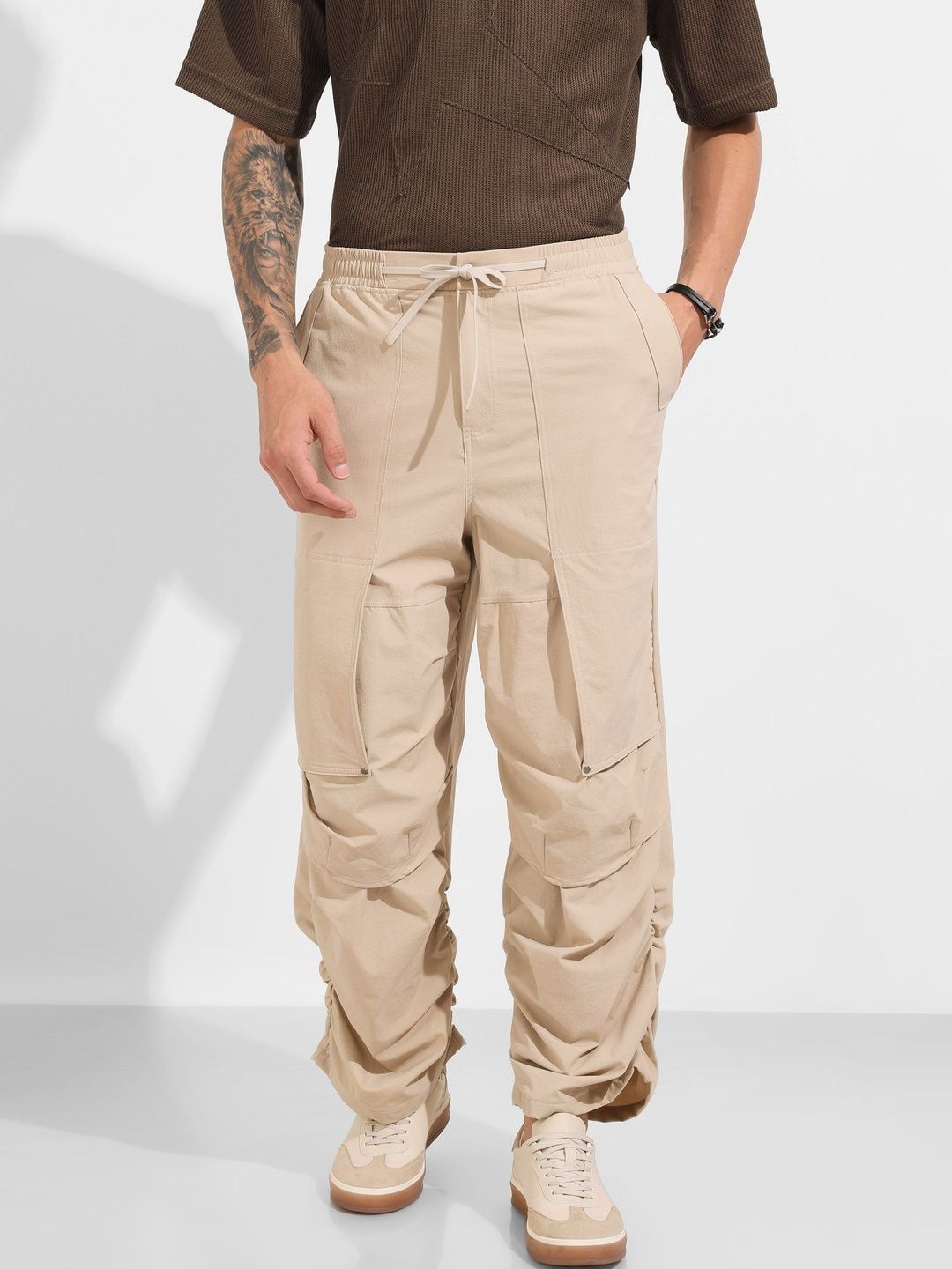 The Indian Garage Co Men Cargos Trousers-picture-18