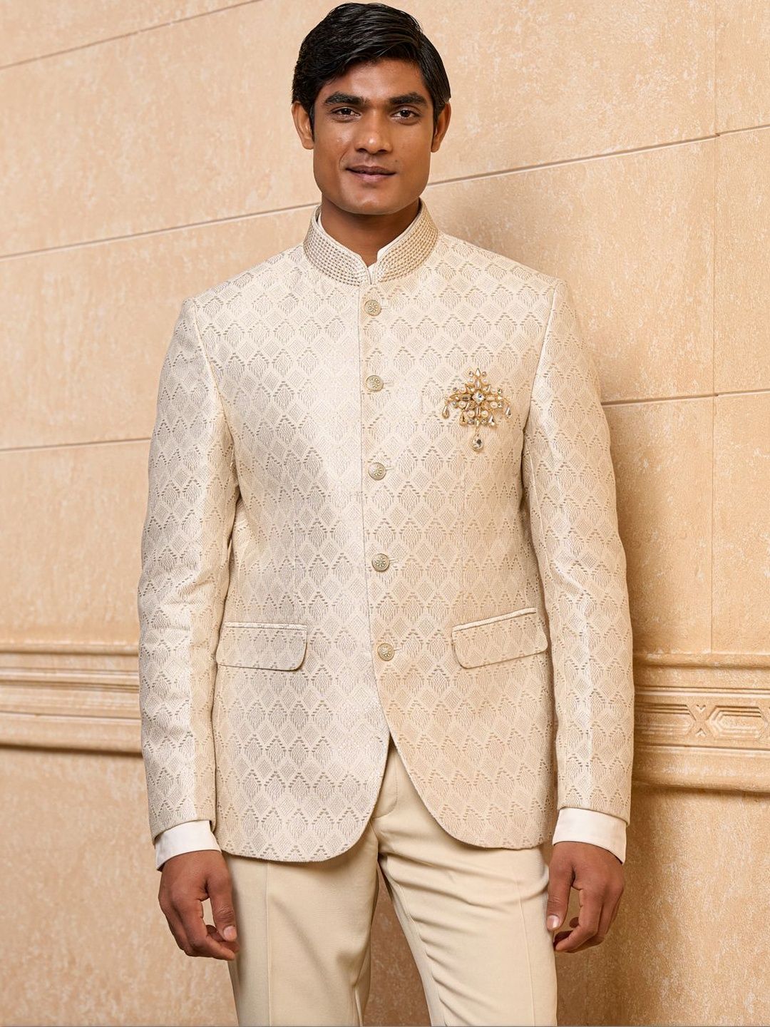 Tasva Woven Design Mandarin Collar Bandhgala Blazer-picture-18