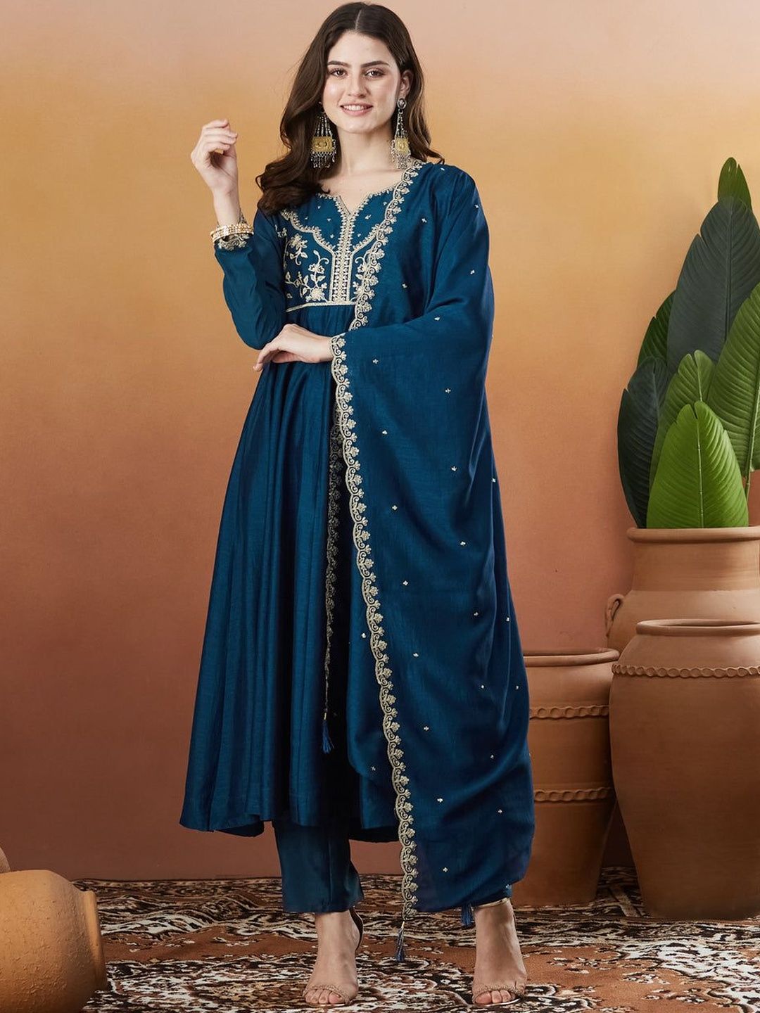 Brand Hill Women Ethnic Motifs Embroidered Empire Thread Work Dupion Silk Kurta with Trousers & With Dupatta-picture-39