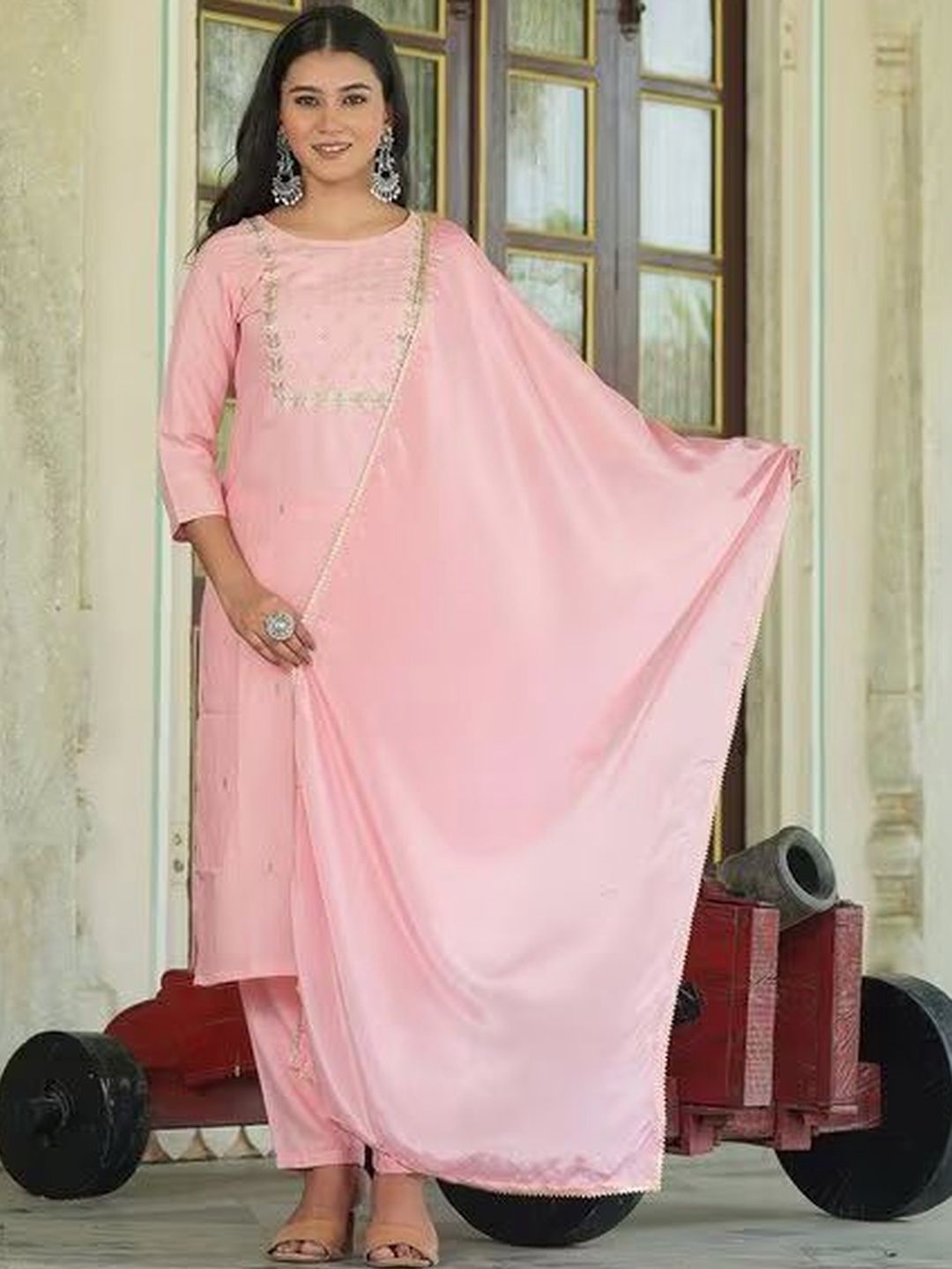 AG TEXTILE Women Ethnic Motifs Embroidered Regular Thread Work Chanderi Cotton Kurta with Trousers & With-image-11