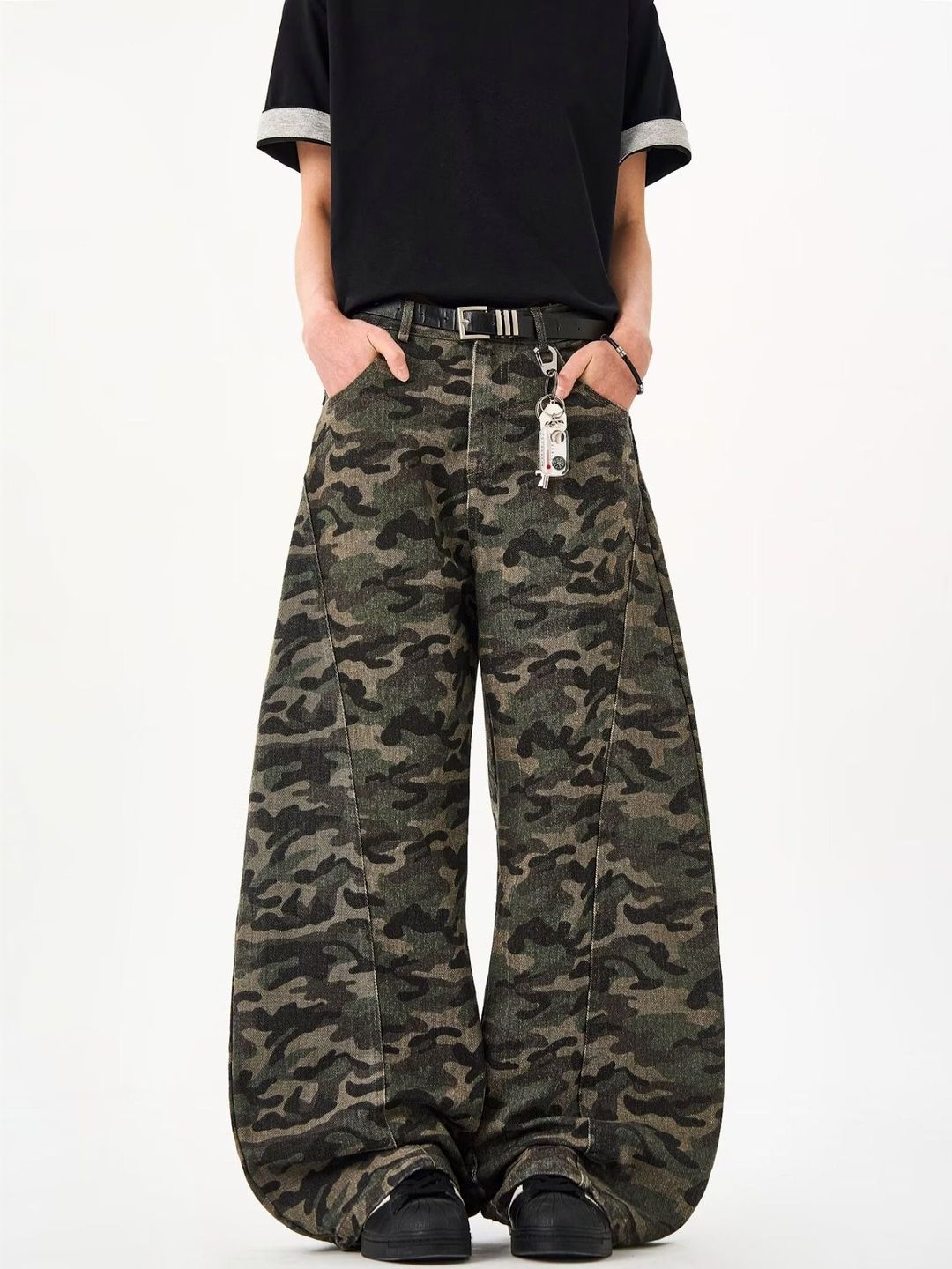 StyleCast Men Wide Leg Mid-Rise Jeans-picture-11