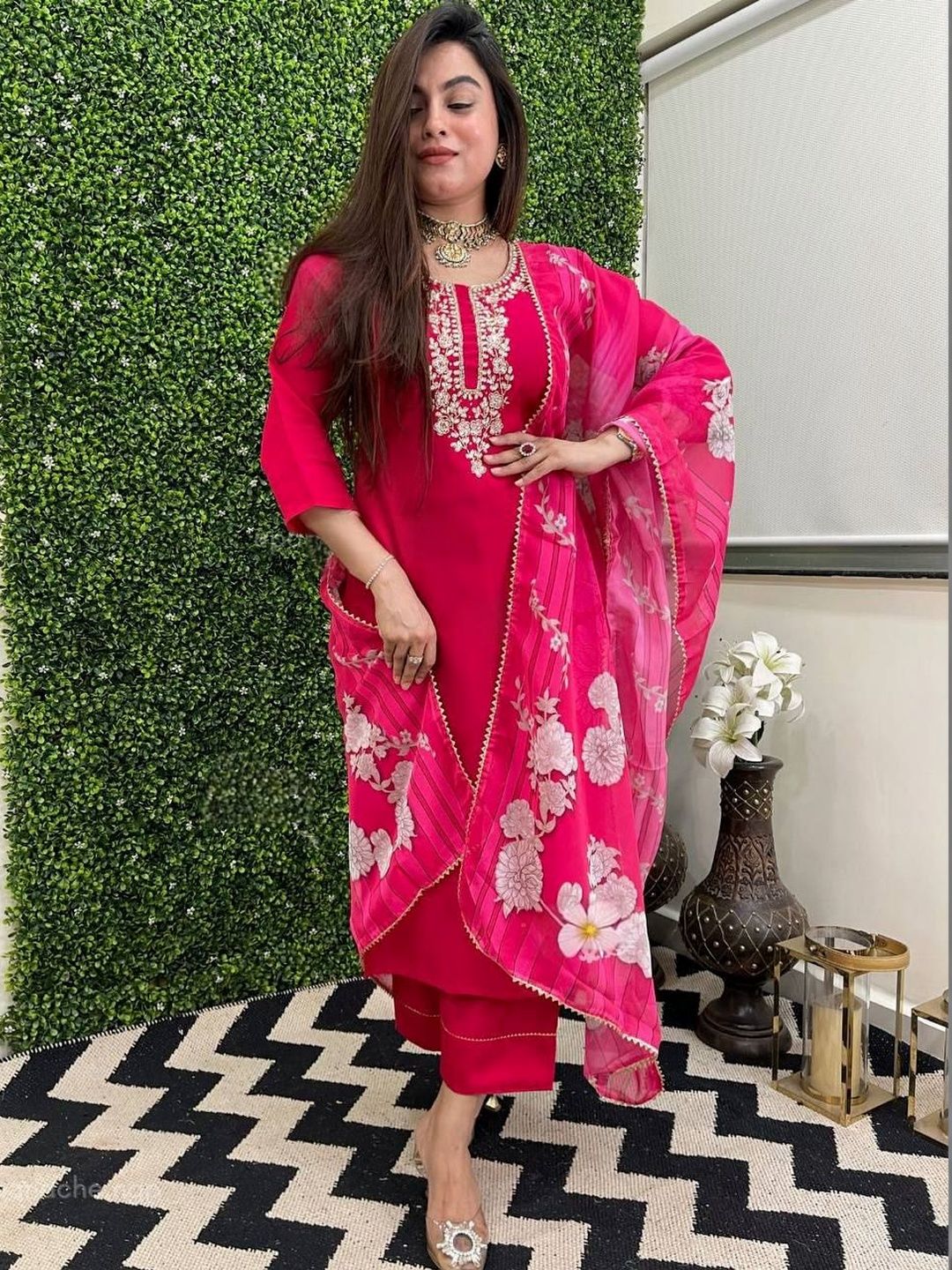 CANBIA Women Floral Embroidered Regular Thread Work Chanderi Silk Kurta with Trousers & With Dupatta-picture-28