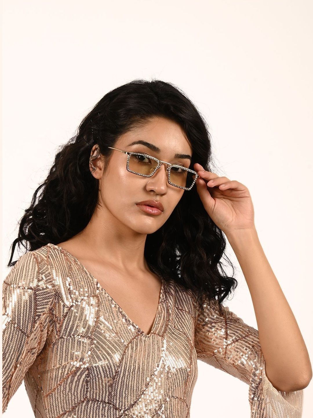 ODETTE Women Green Lens & Gold-Toned Rectangle Sunglasses with-picture-13