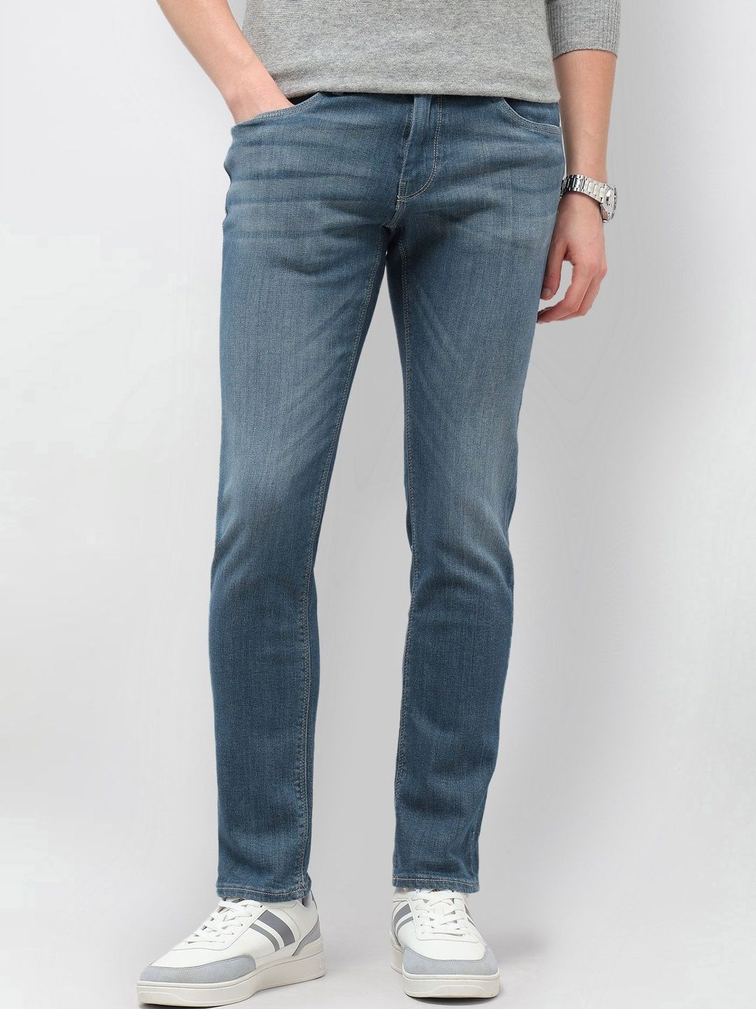 U.S. Polo Assn. Denim Co. Men Tapered Fit Mid-Rise Light Fade Stretchable Jeans-picture-30