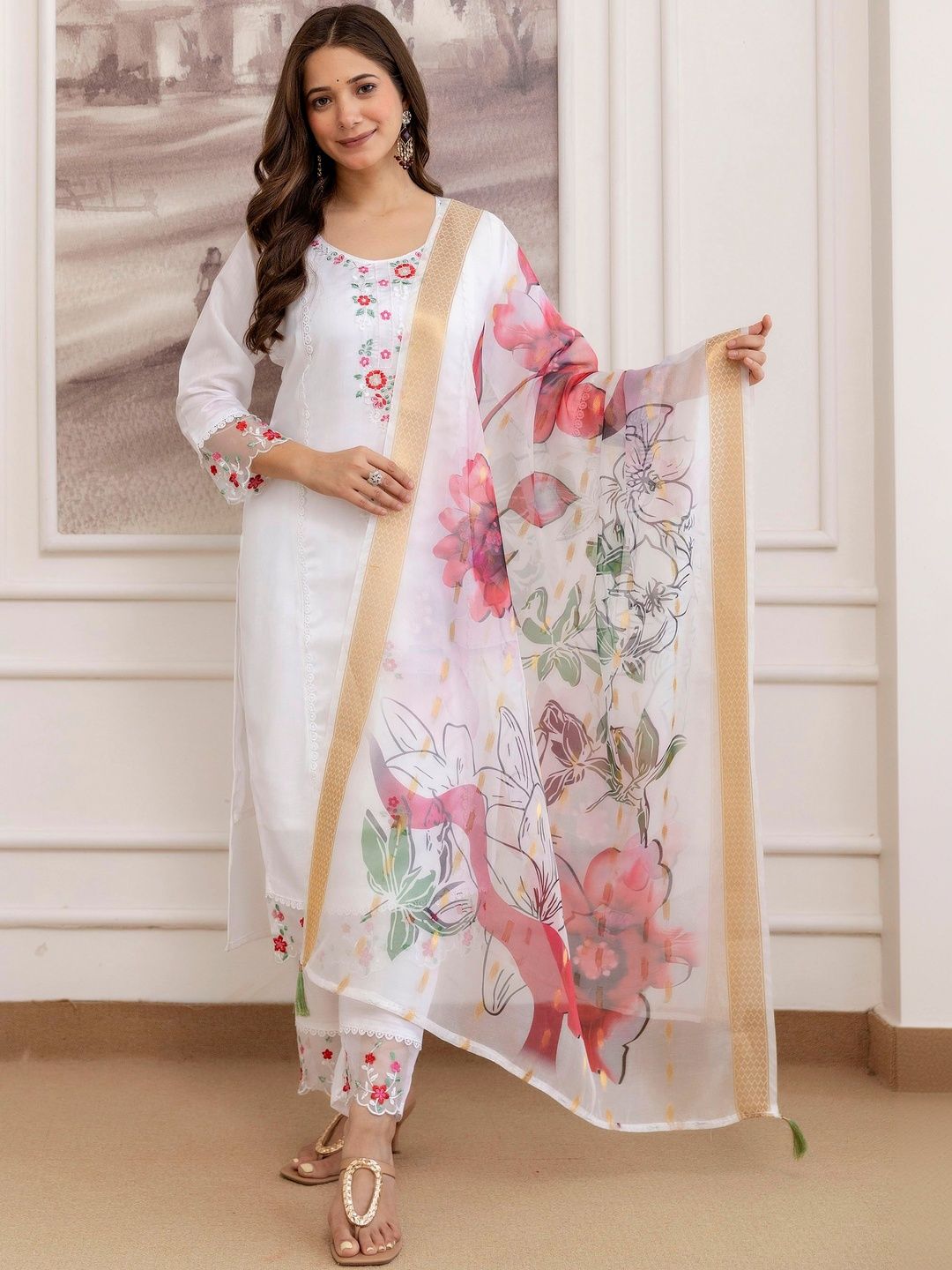 CANIZZARO Women Floral Embroidered Regular Thread Work Chanderi Silk Kurta with Trousers & With Dupatta-picture-31