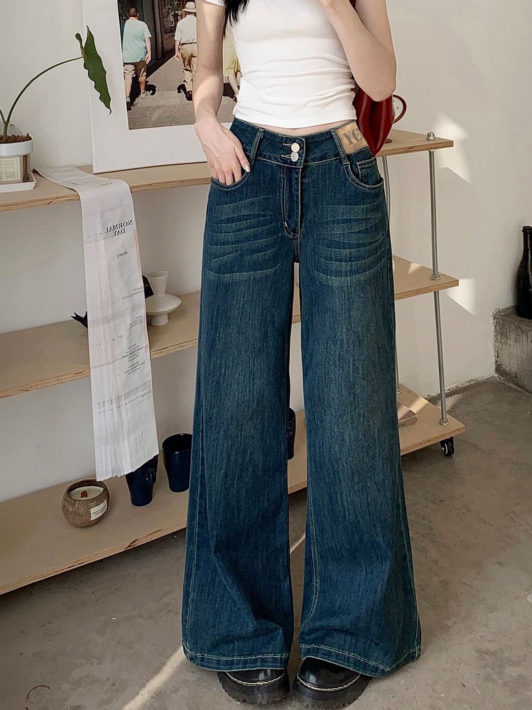 Zucchini Women Flared High-Rise Light Fade Stretchable Jeans-picture-58