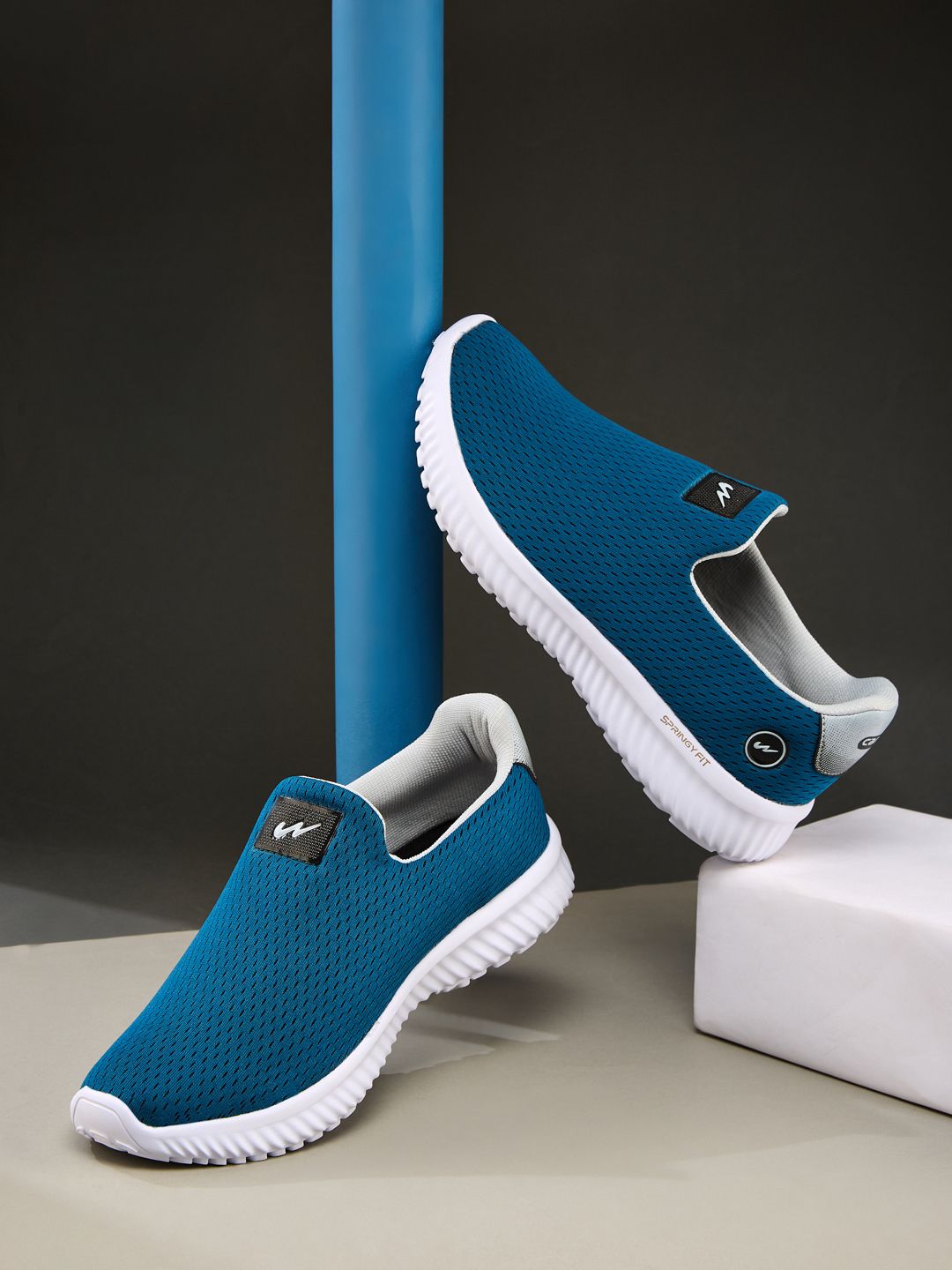 Campus OXYFIT (N) Men Slip-On Walking Shoes