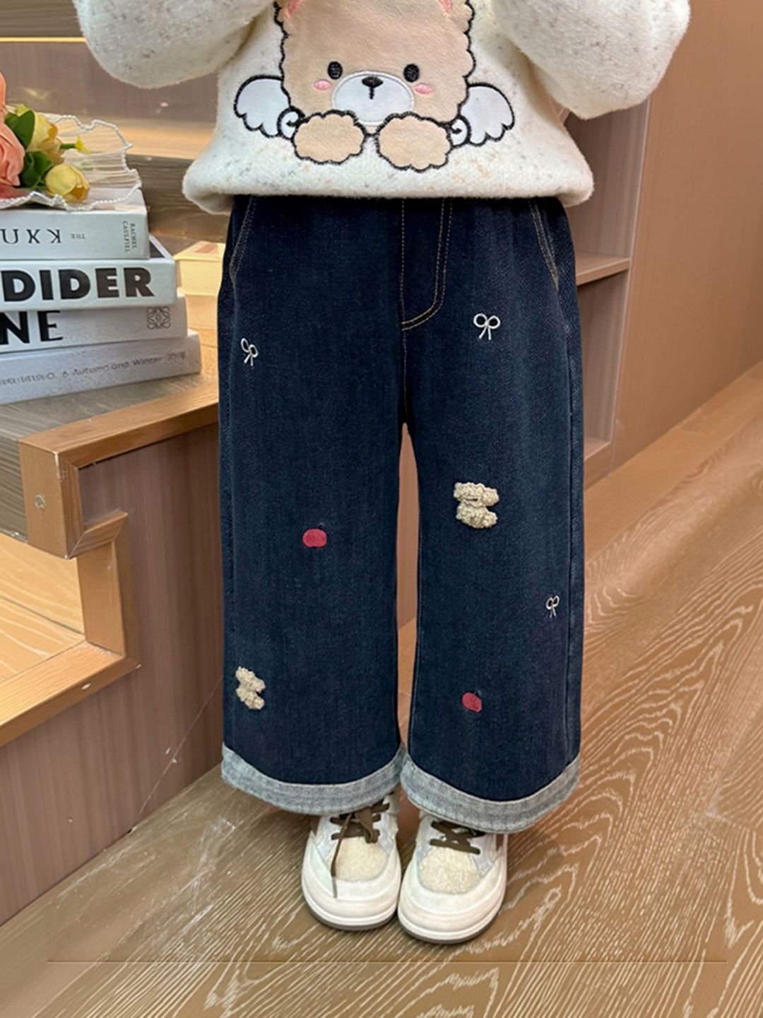 LULU & SKY Unisex Kids Wide Leg Mid-Rise Light Fade Jeans-picture-48