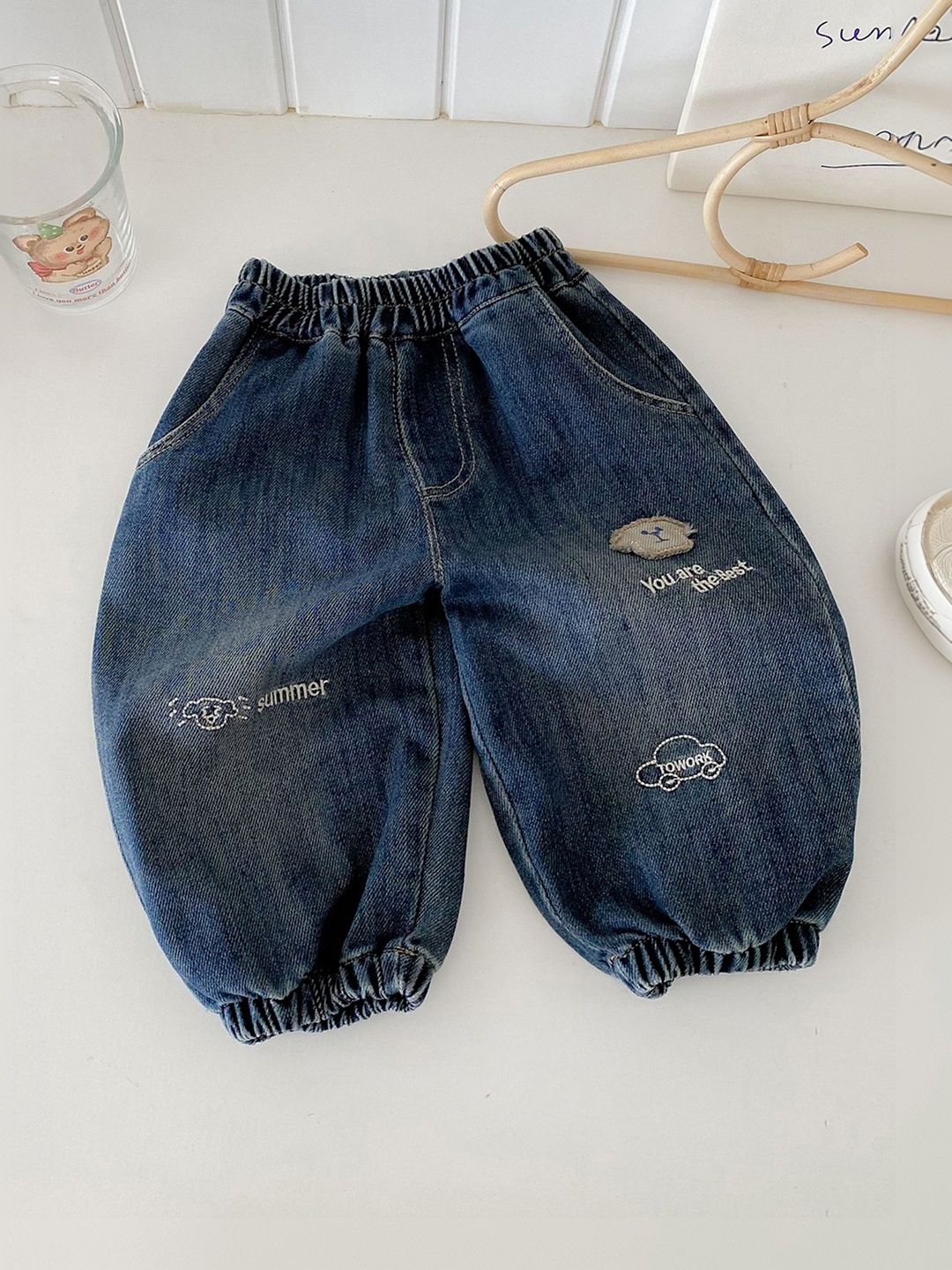 LULU & SKY Unisex Kids Relaxed Fit Mid-Rise Light Fade Jeans-picture-46