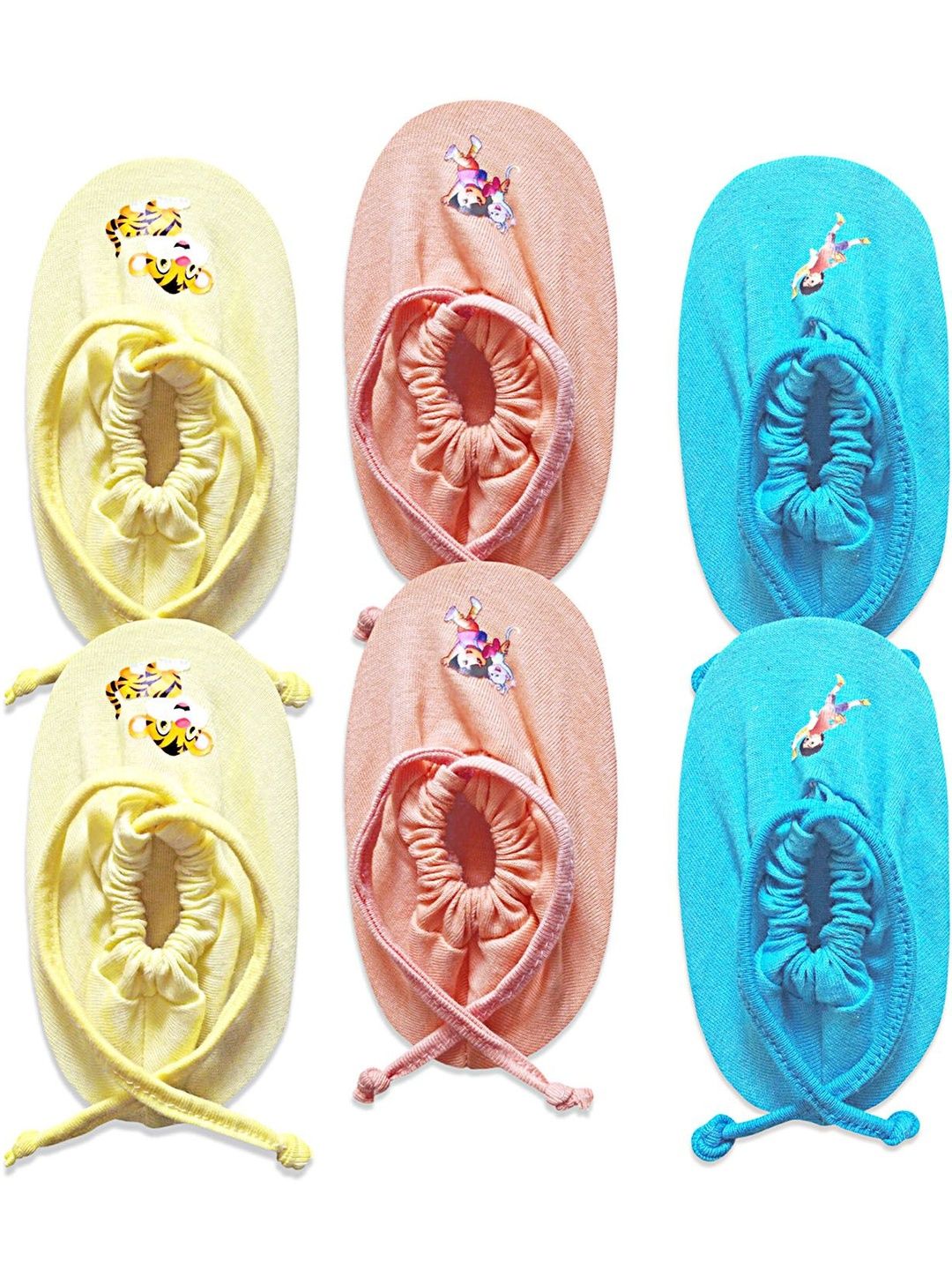 KIDSKA Infants Pack Of 3 Printed Booties-picture-32