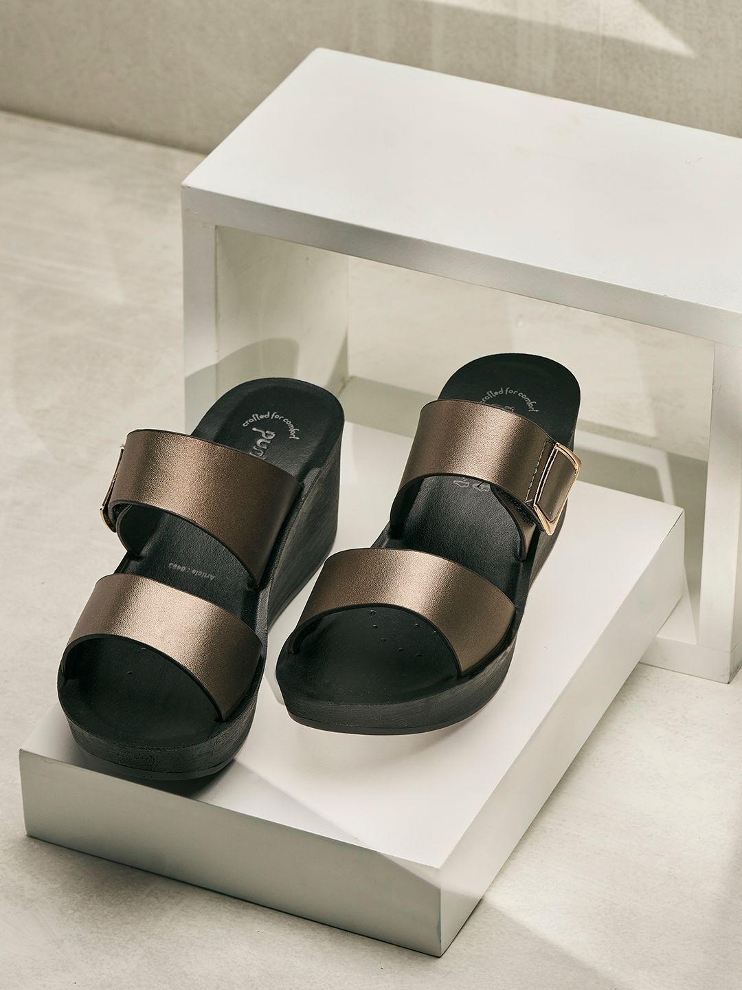 Puntoblu Wedge Sandals with Buckles-picture-17