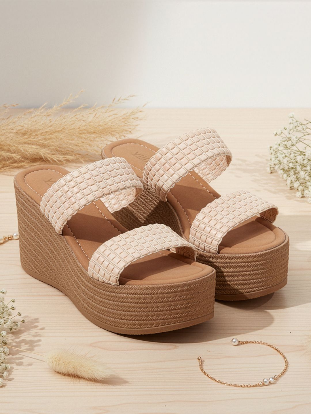VENDOZ Textured Wedge Sandals-picture-32