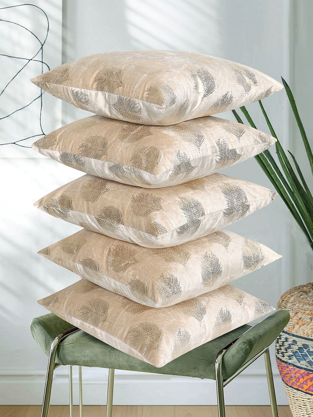 RD TREND Cream-Coloured Set of 5 Velvet Square Cushion Covers-picture-27