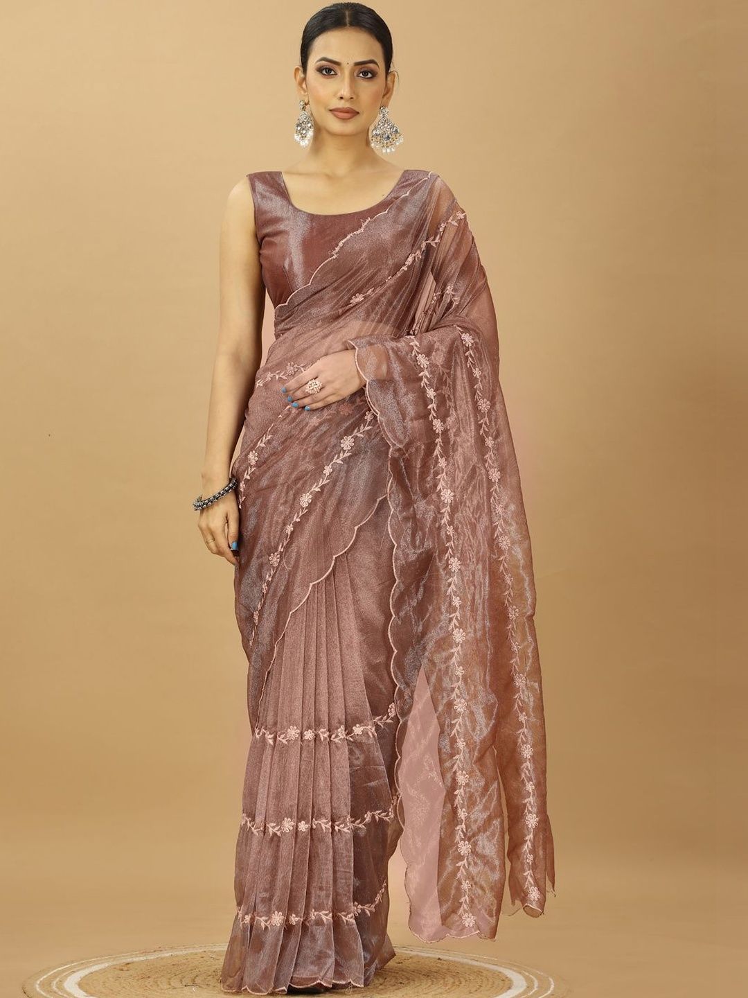 DOLLSOFINDIA Embellished Embroidered Net Saree-picture-38