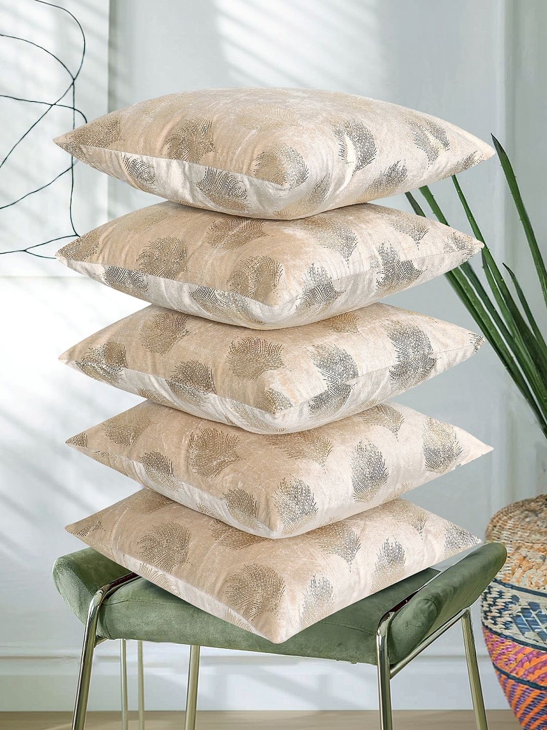 RD TREND Cream-Coloured Set of 5 Velvet Square Cushion Covers-picture-20