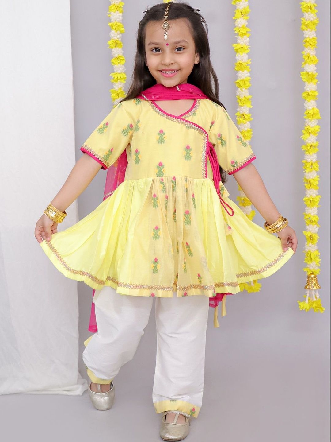 THE WISHING CLOSET Girls Floral Printed Angrakha Pure Cotton Kurta with Trousers & With Dupatta-picture-26
