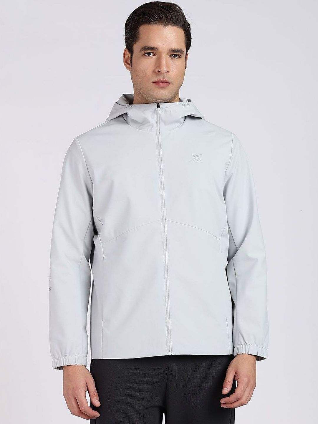 Xtep Men Windcheater Training or Gym Woven Jacket-image-6