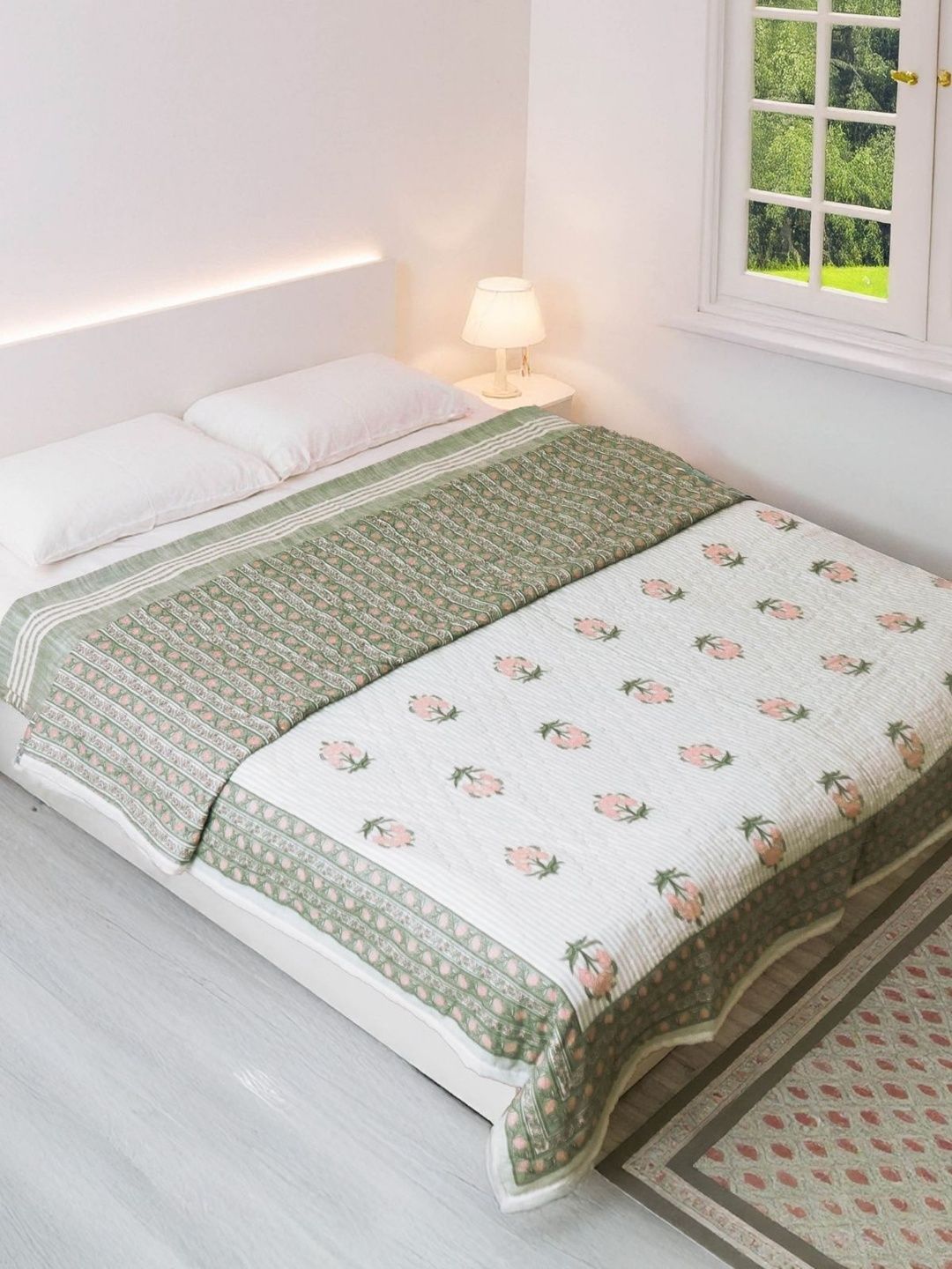 Peepul Tree Green & Off White Floral AC Room Quilt-image-45