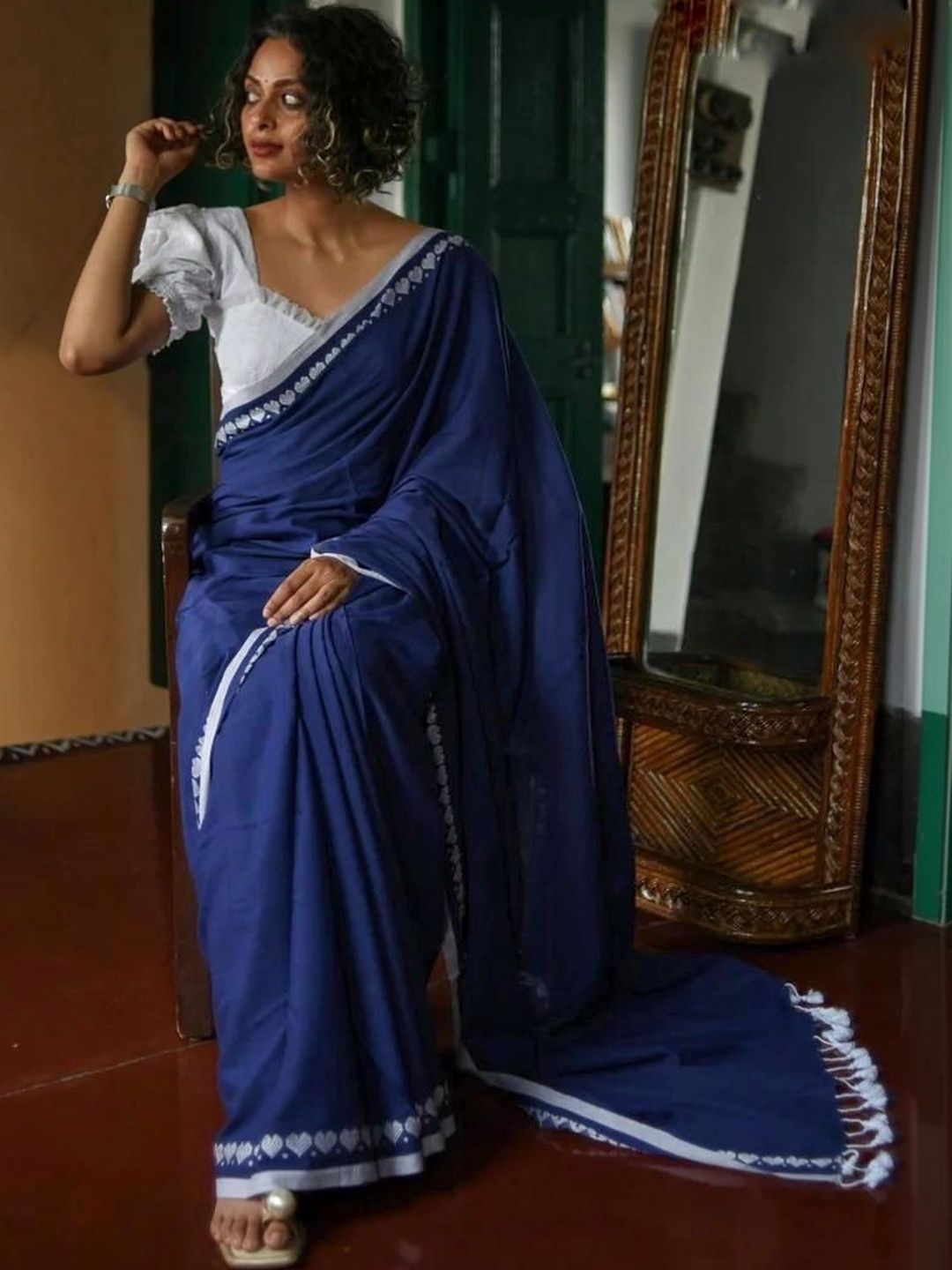 SHYAMALI BOUTIQUE Ethnic Motifs Embroidered Khadi Saree-picture-22