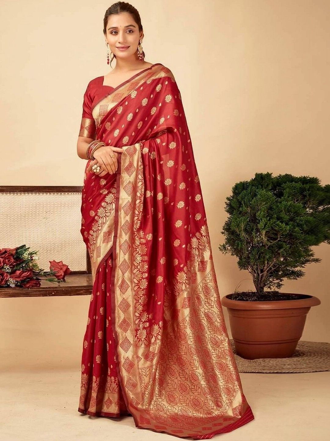 JANOI Woven Design Zari Silk Blend Heavy Work Banarasi Saree-picture-30